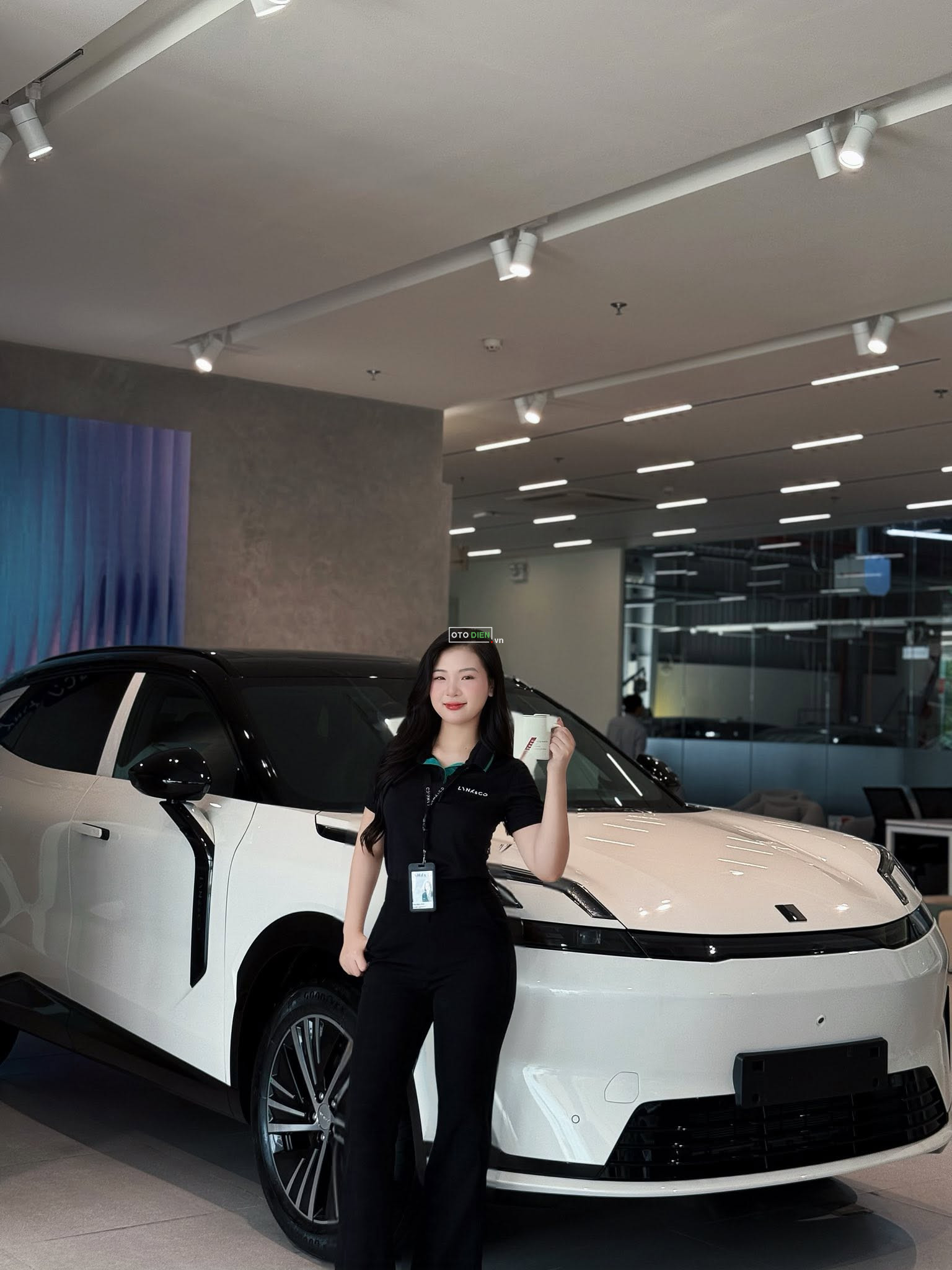 🔥 LYNK & CO 08 – SẠC ĐIỆN ĐI PHỐ, ĐỔ XĂNG ĐI XA🔥0