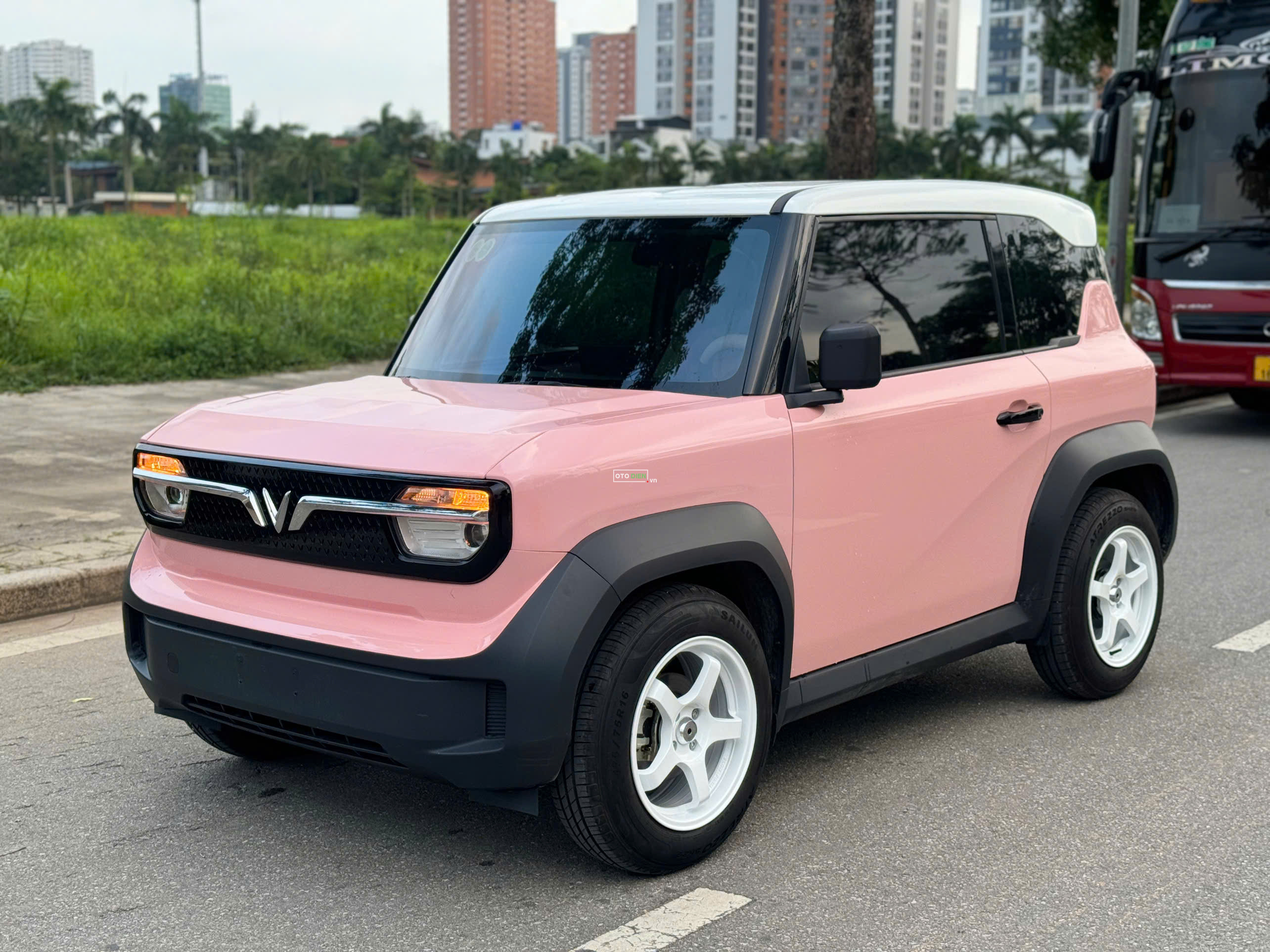 VinFast VF3 2025 mua pin - 5000 km0