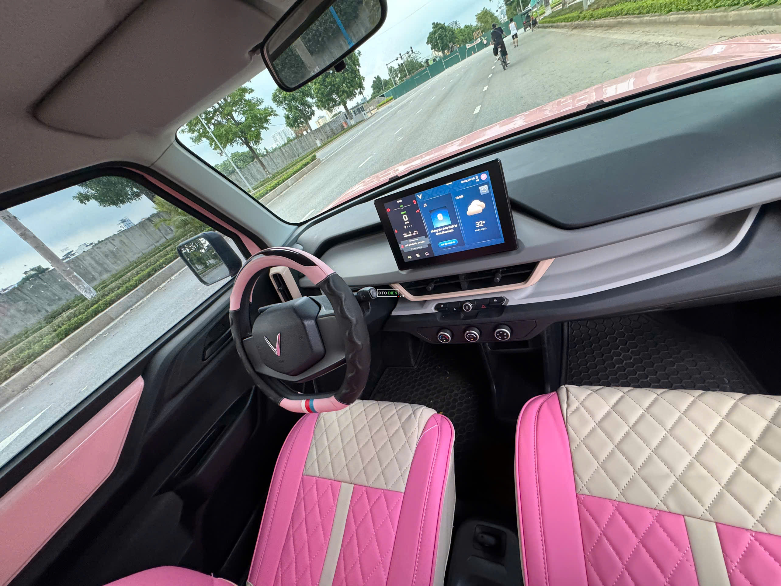 VinFast VF3 2025 mua pin - 5000 km9