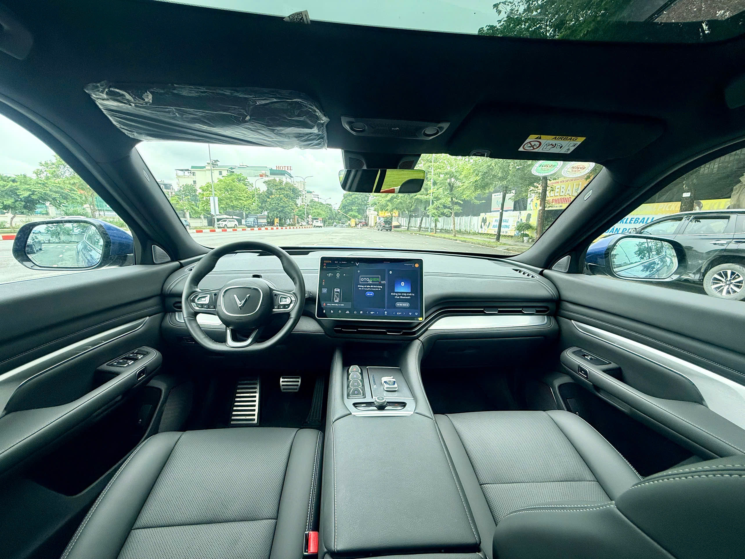 VinFast VF9 2024 Plus - 10000 km6