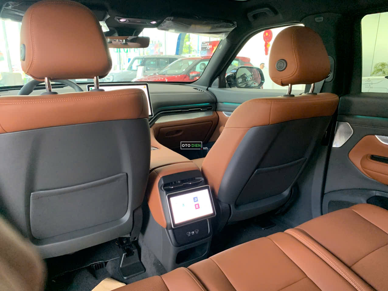 🚗 VF9 PLUS MỚI 100% – ƯU ĐÃI LÊN ĐẾN 12% GIÁ XE7