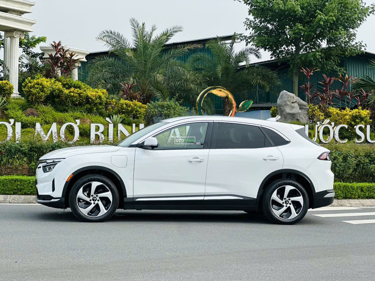 VinFast VF8 2026 Eco - 3500 km2