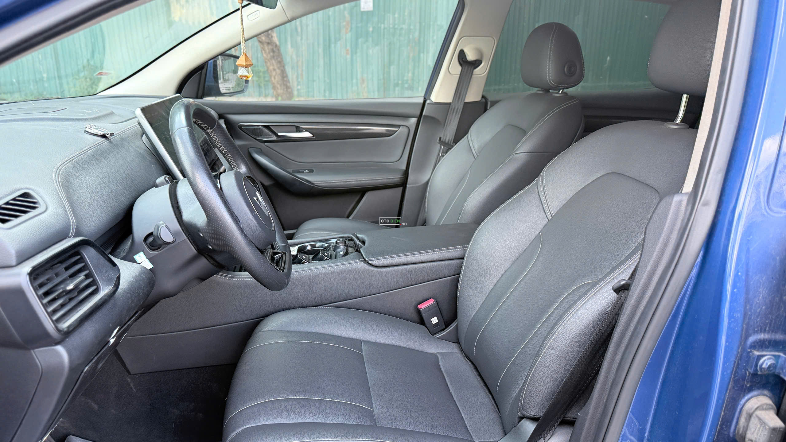 VinFast VF8 2023 Eco cũ - 63000 km6