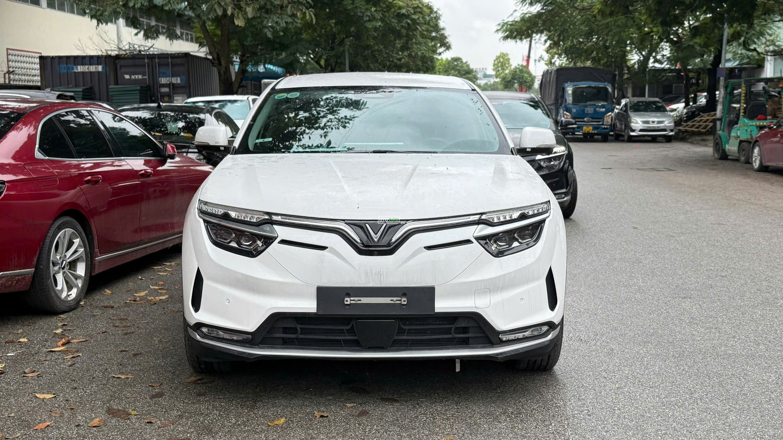 VinFast VF8 2023 Eco - 40000 km0
