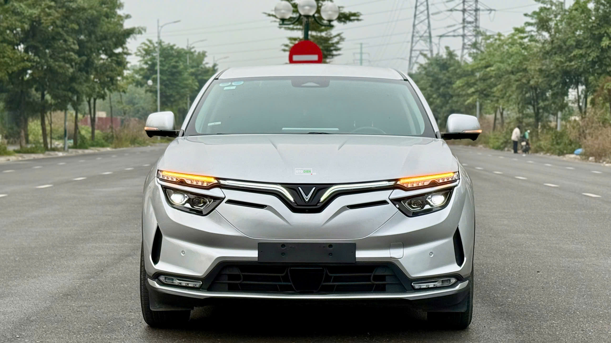 VinFast VF8 2022 Eco - 70000 km1