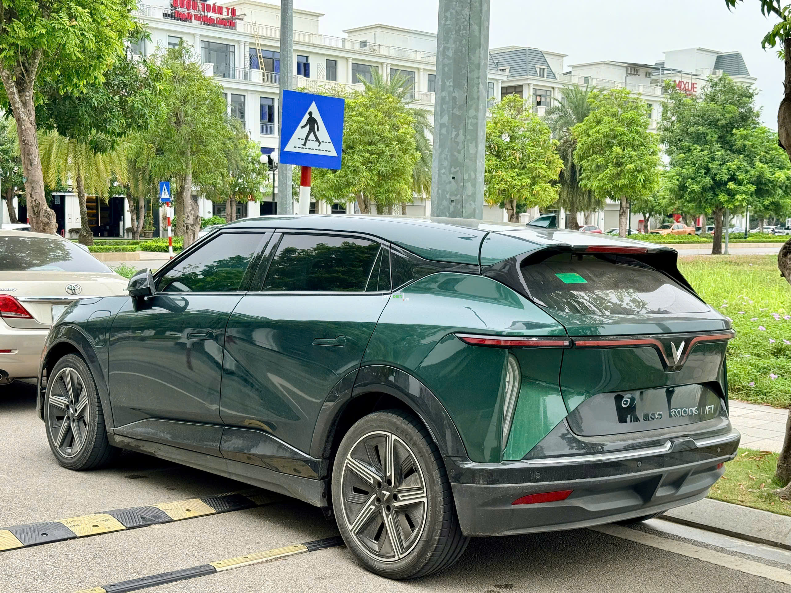 VinFast VF7 2024 Plus - 34000 km3