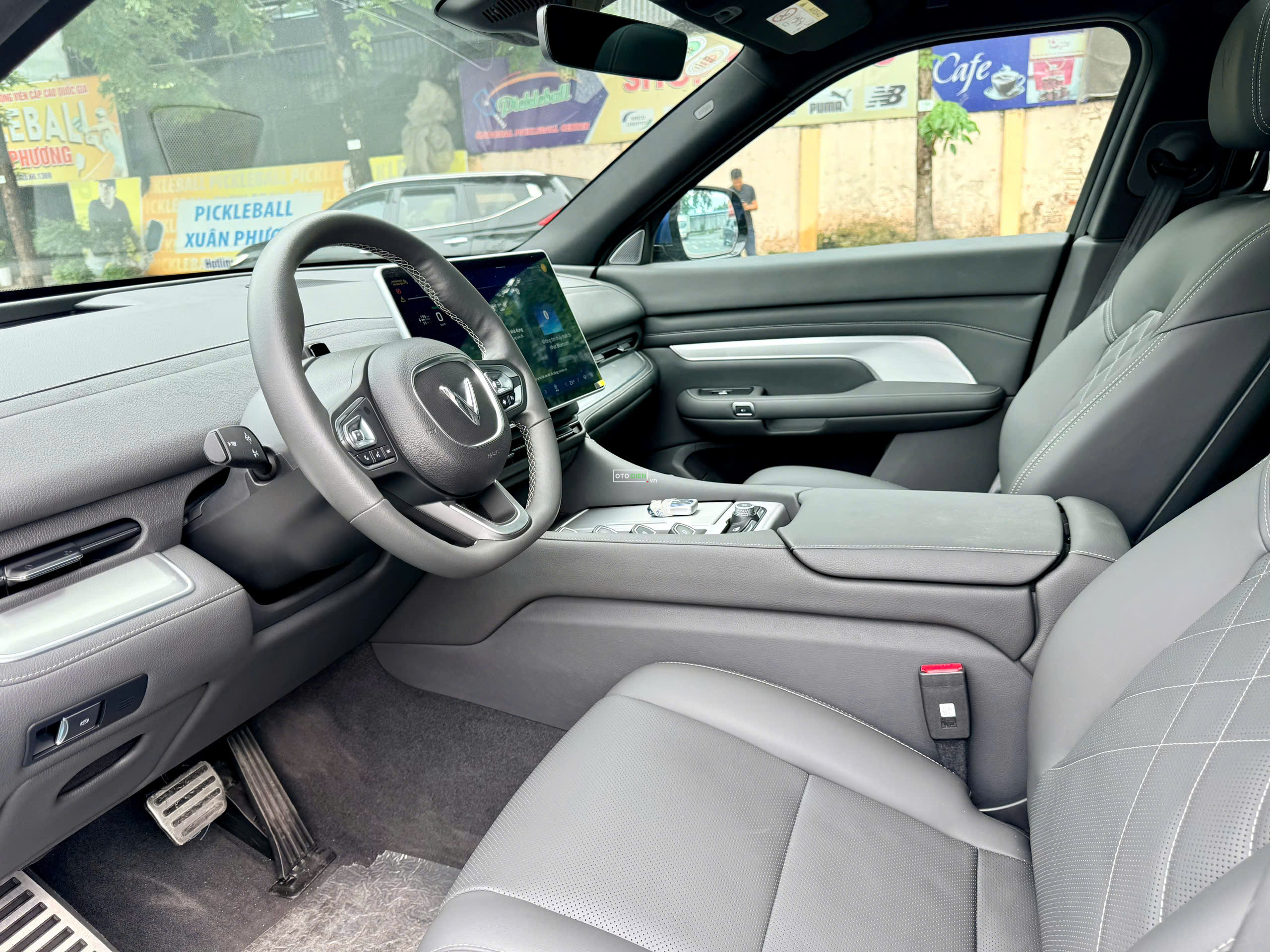 VinFast VF9 2024 Plus - 10000 km5