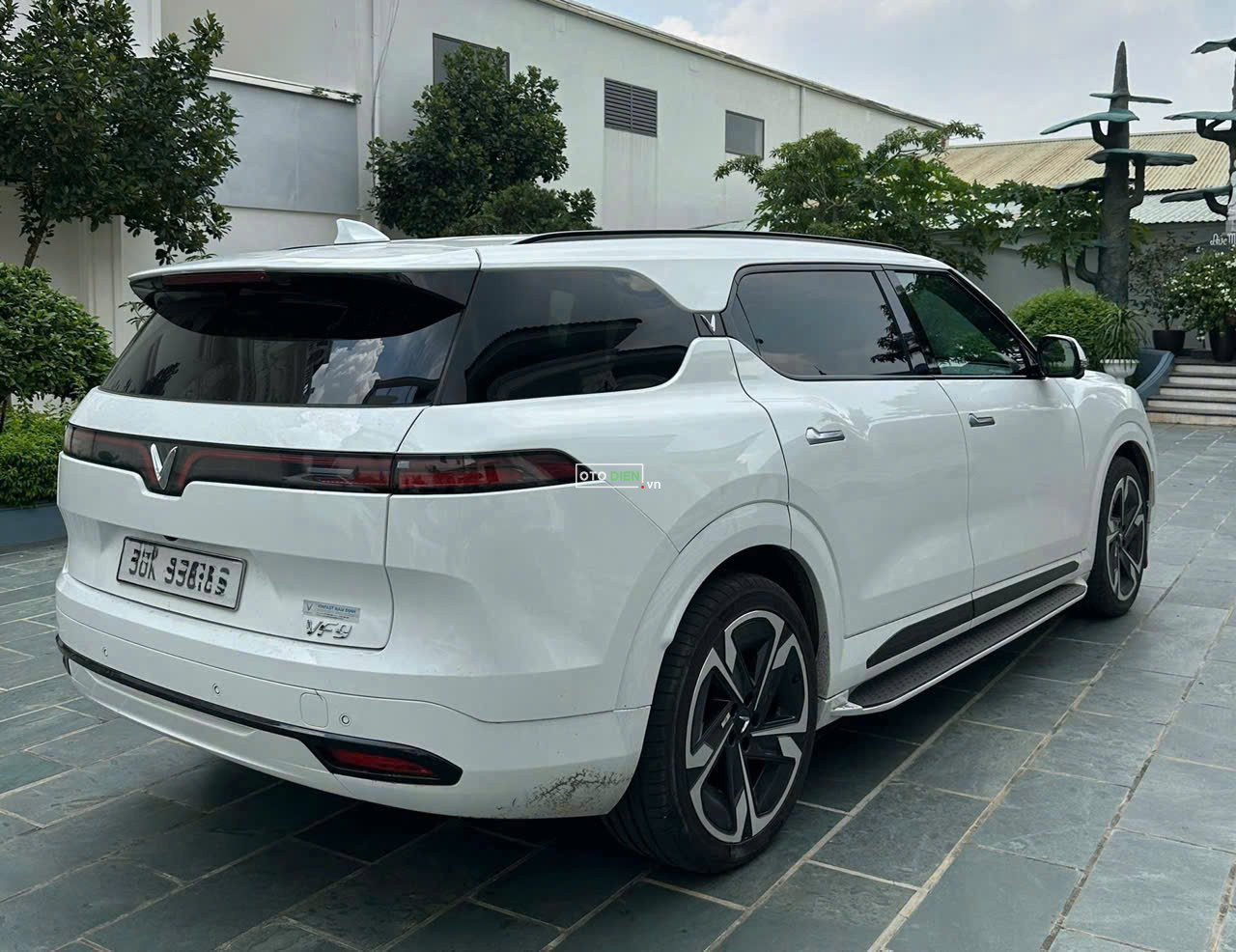 VinFast VF9 2026 Plus - 6000 km3