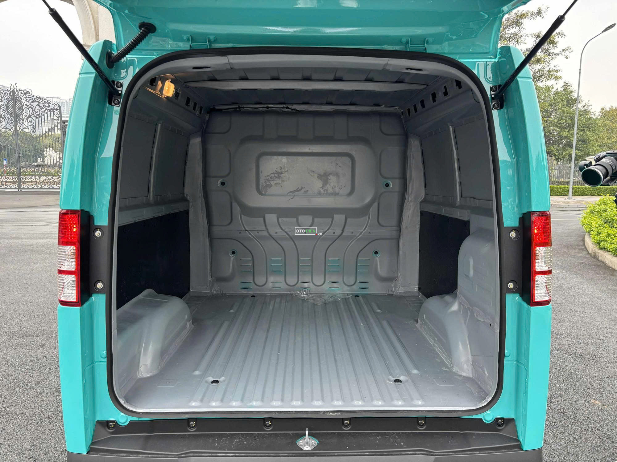 🚐 VINFAST EC VAN NEW 100% – XE TẢI VAN ĐIỆN, SẴN SÀNG ĐỒNG HÀNH KINH DOANH4