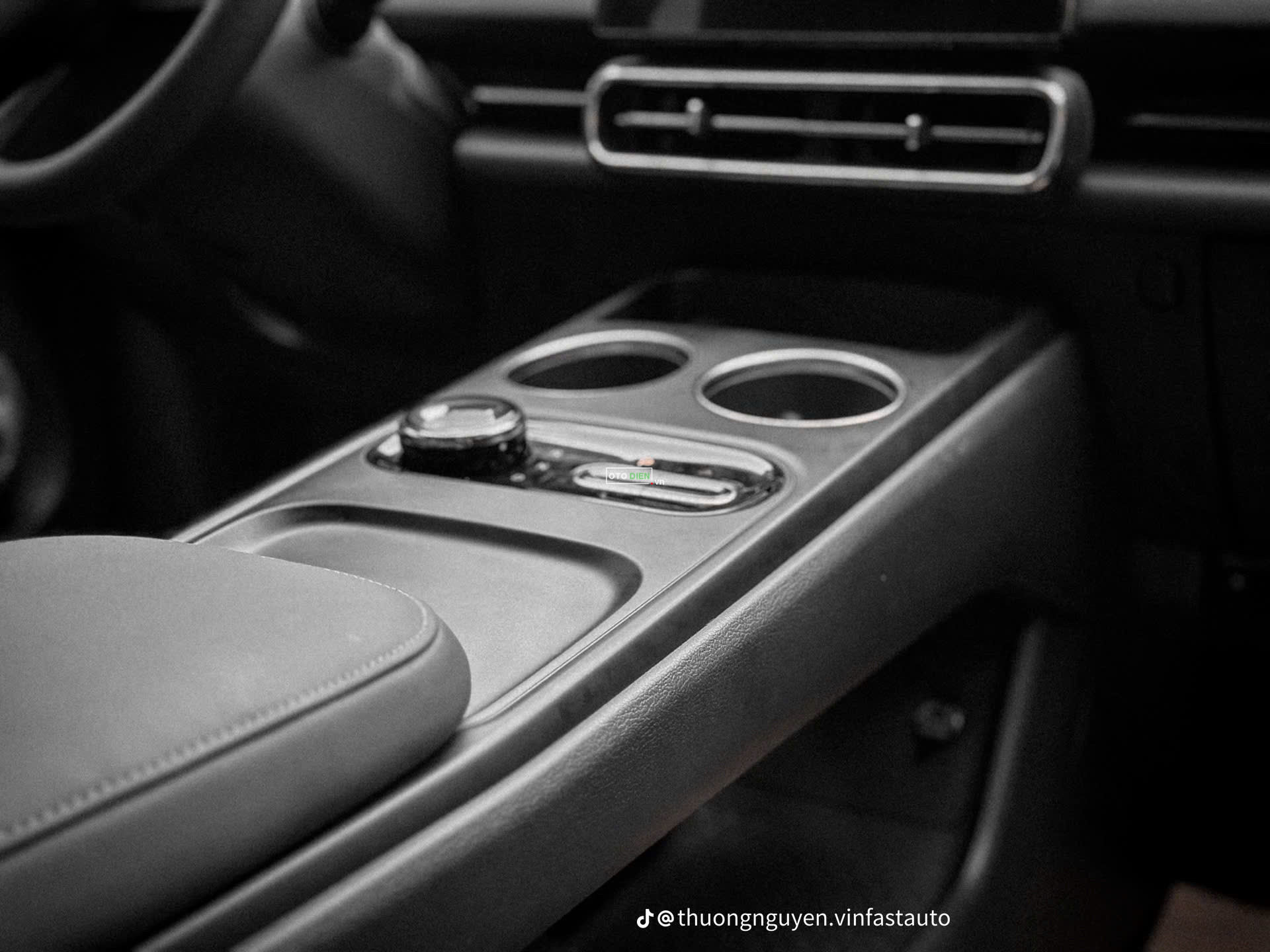 🚗 LIMO GREEN MỚI – ƯU ĐÃI GIẢM NGAY 6% GIÁ TRỊ XE7