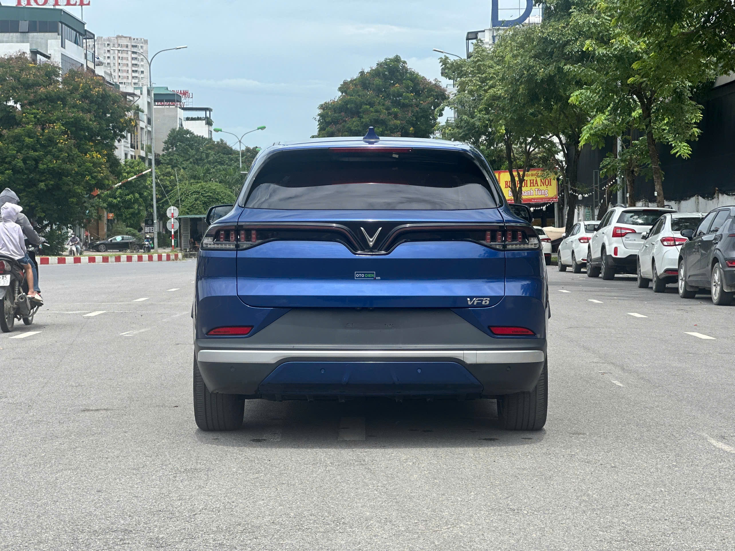 VinFast VF8 2023 Eco - 49000 km4