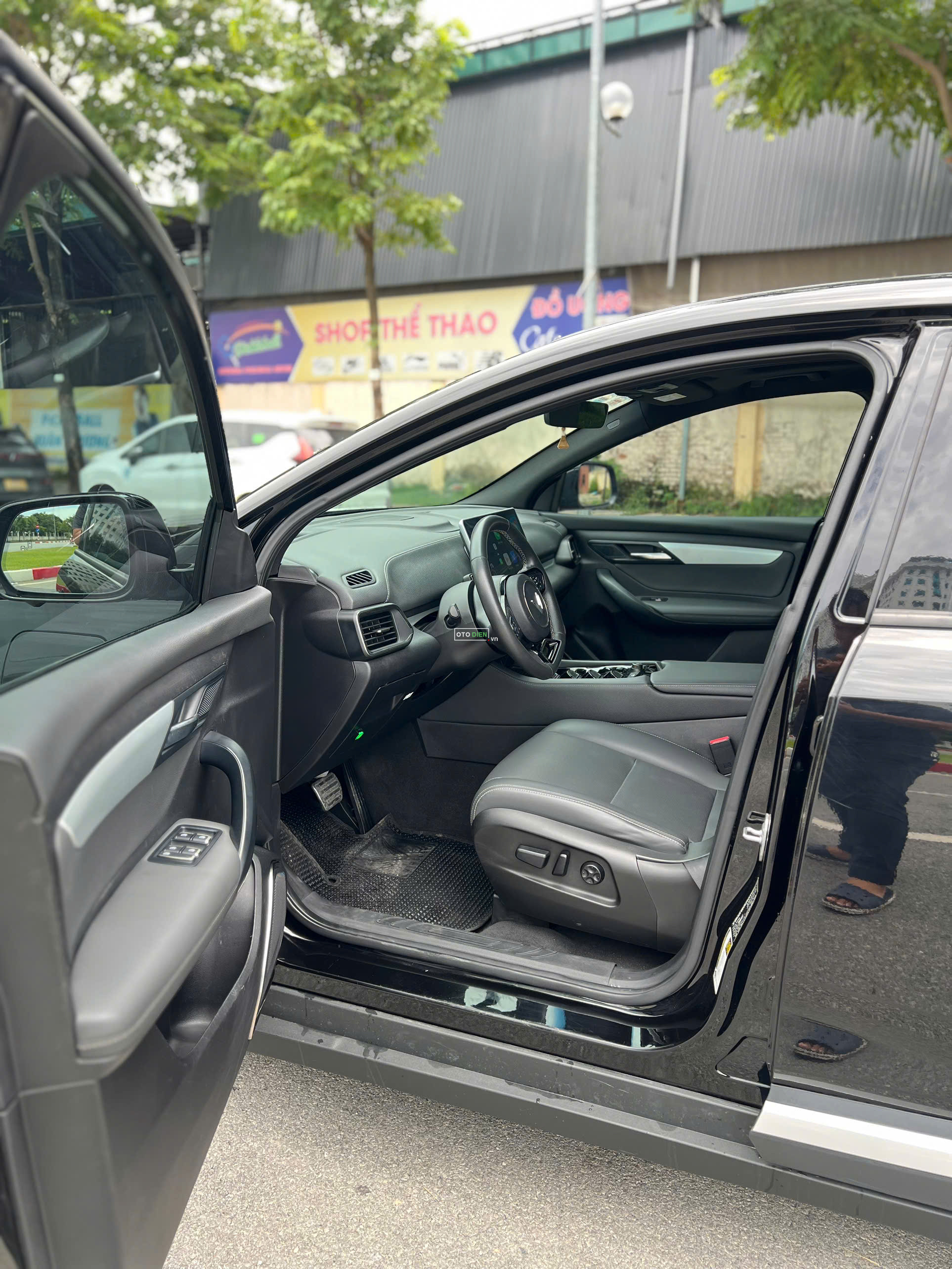 VinFast VF8 2023 Plus - 61000 km2