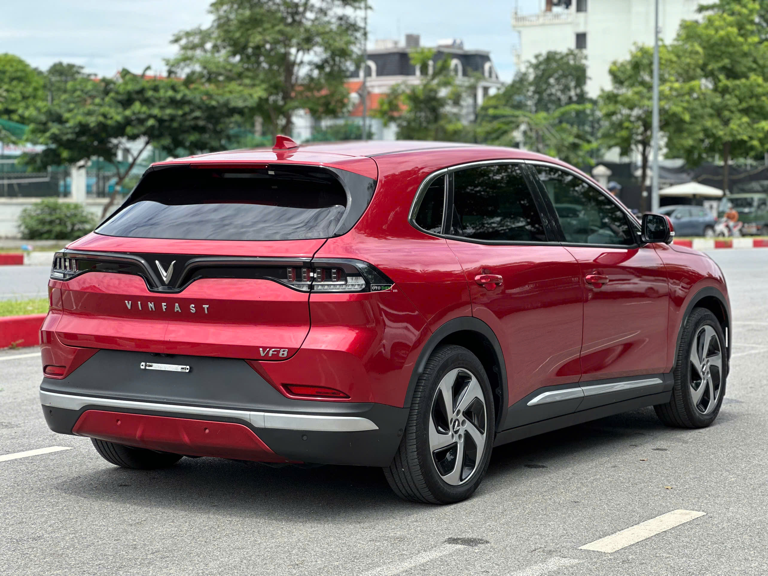 VinFast VF8 2022 Eco - 52000 km4