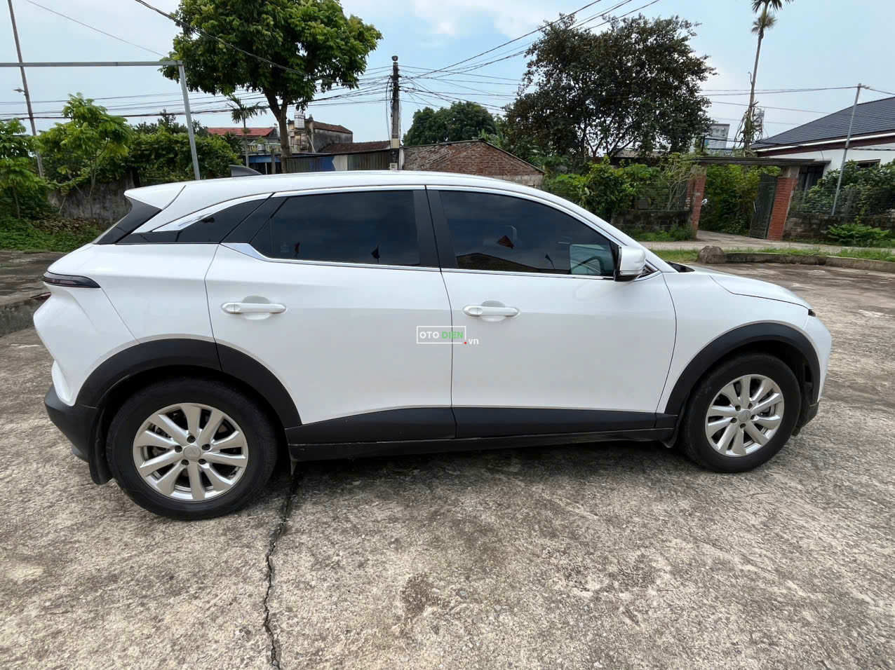 VinFast VF6 2025 Eco - 47000 km4