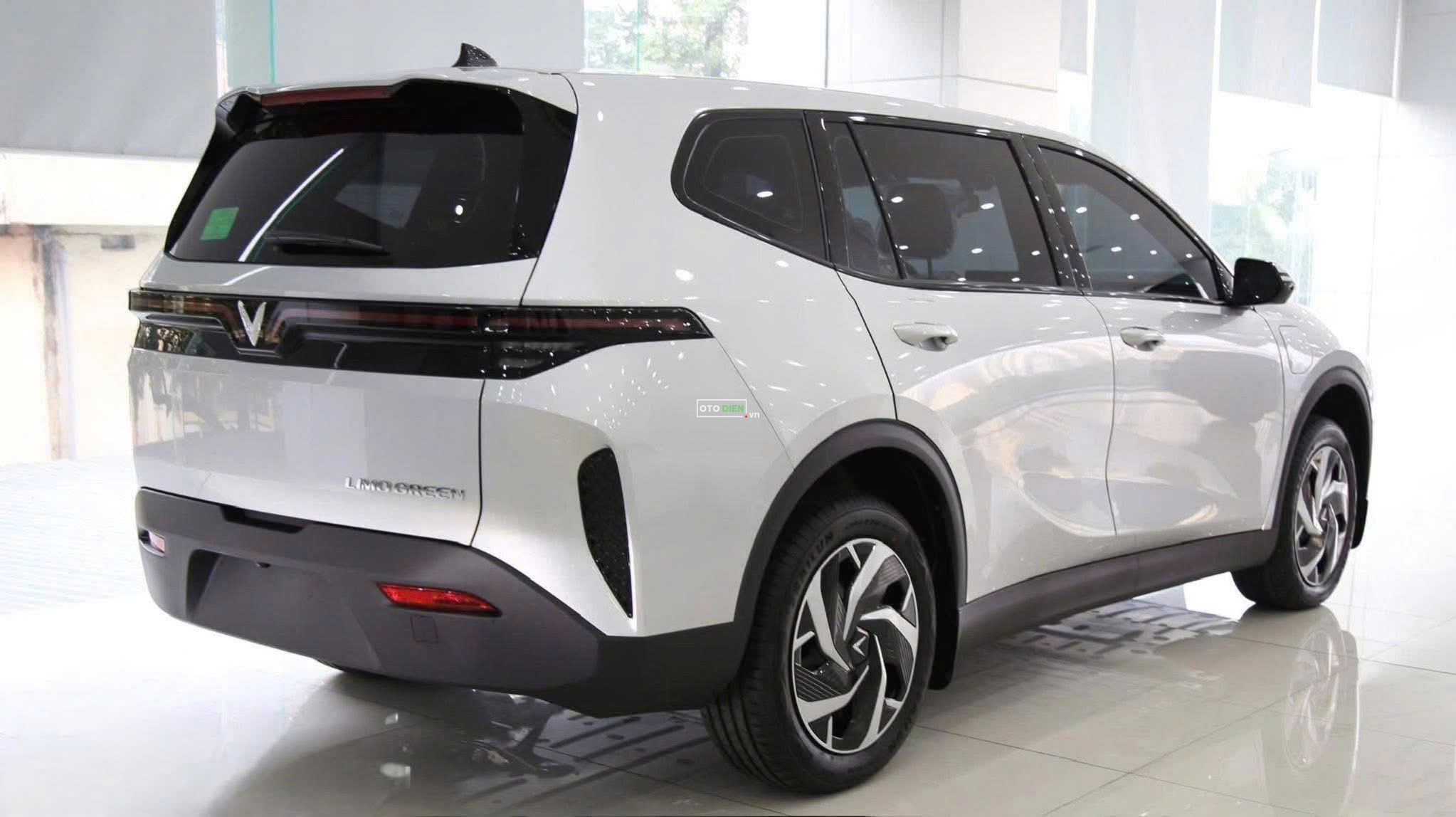 💥 VINFAST LIMO GREEN NEW 100% – HỖ TRỢ TRẢ GÓP, GIAO XE TOÀN QUỐC8