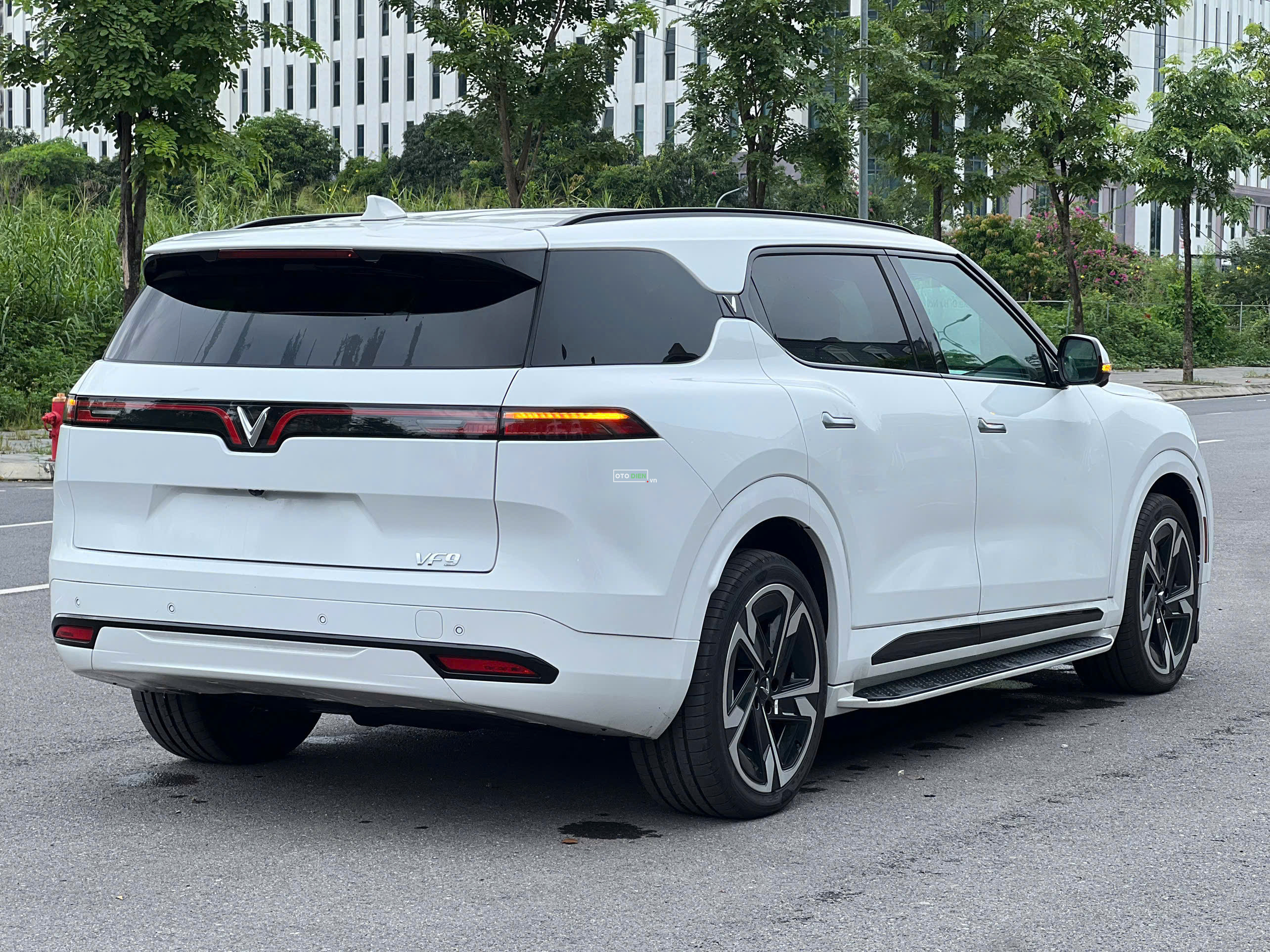 🚗 VINFAST VF 9 NEW 100% – SUV ĐIỆN HẠNG SANG, SẴN XE GIAO NGAY4
