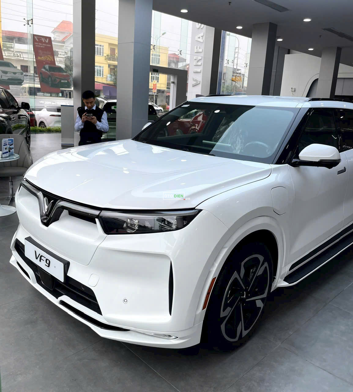🚗 VINFAST VF 9 NEW 100% – SUV ĐIỆN CAO CẤP, SẴN XE GIAO NGAY5