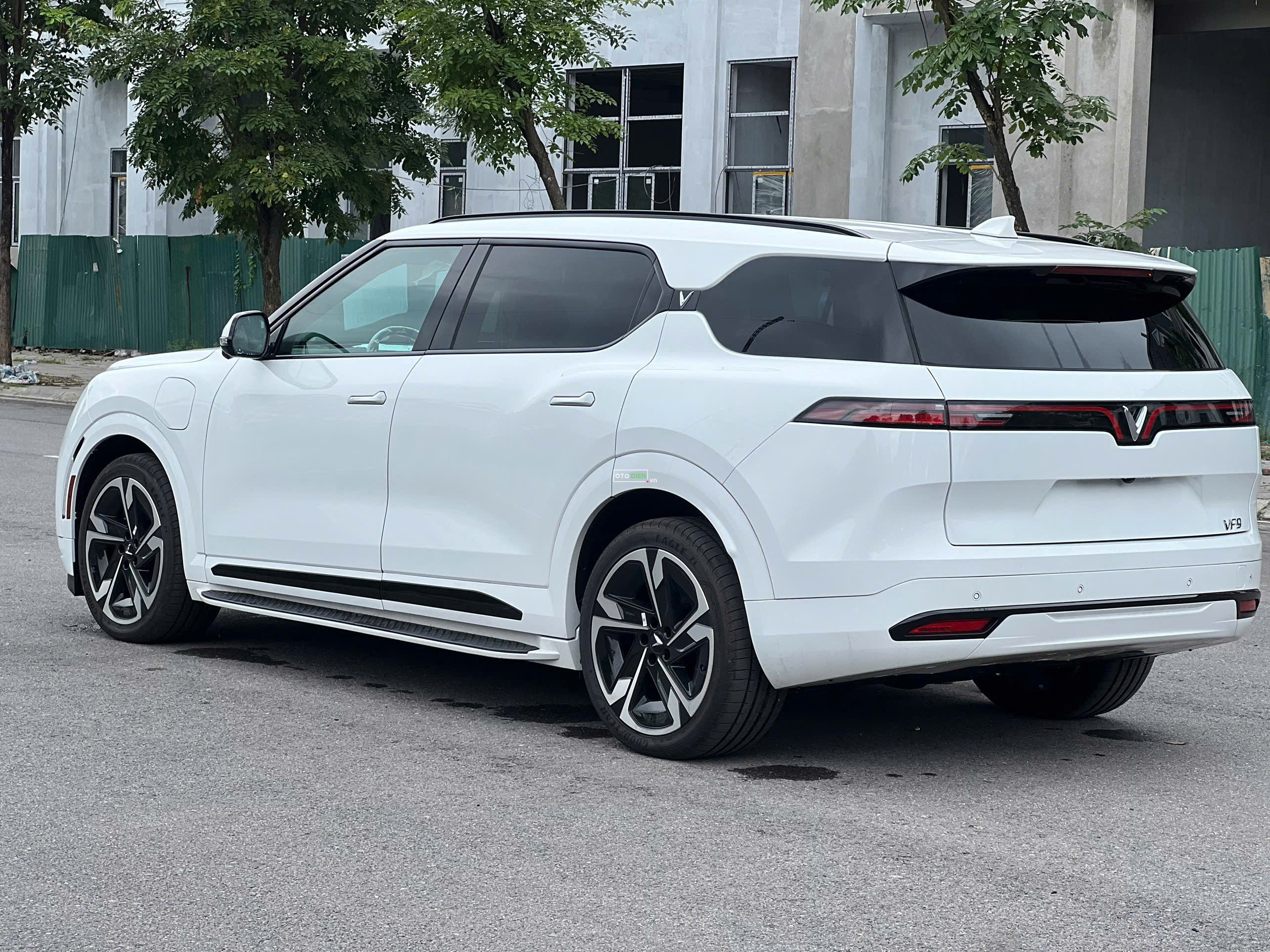 🚗 VINFAST VF 9 NEW 100% – SUV ĐIỆN HẠNG SANG, SẴN XE GIAO NGAY1