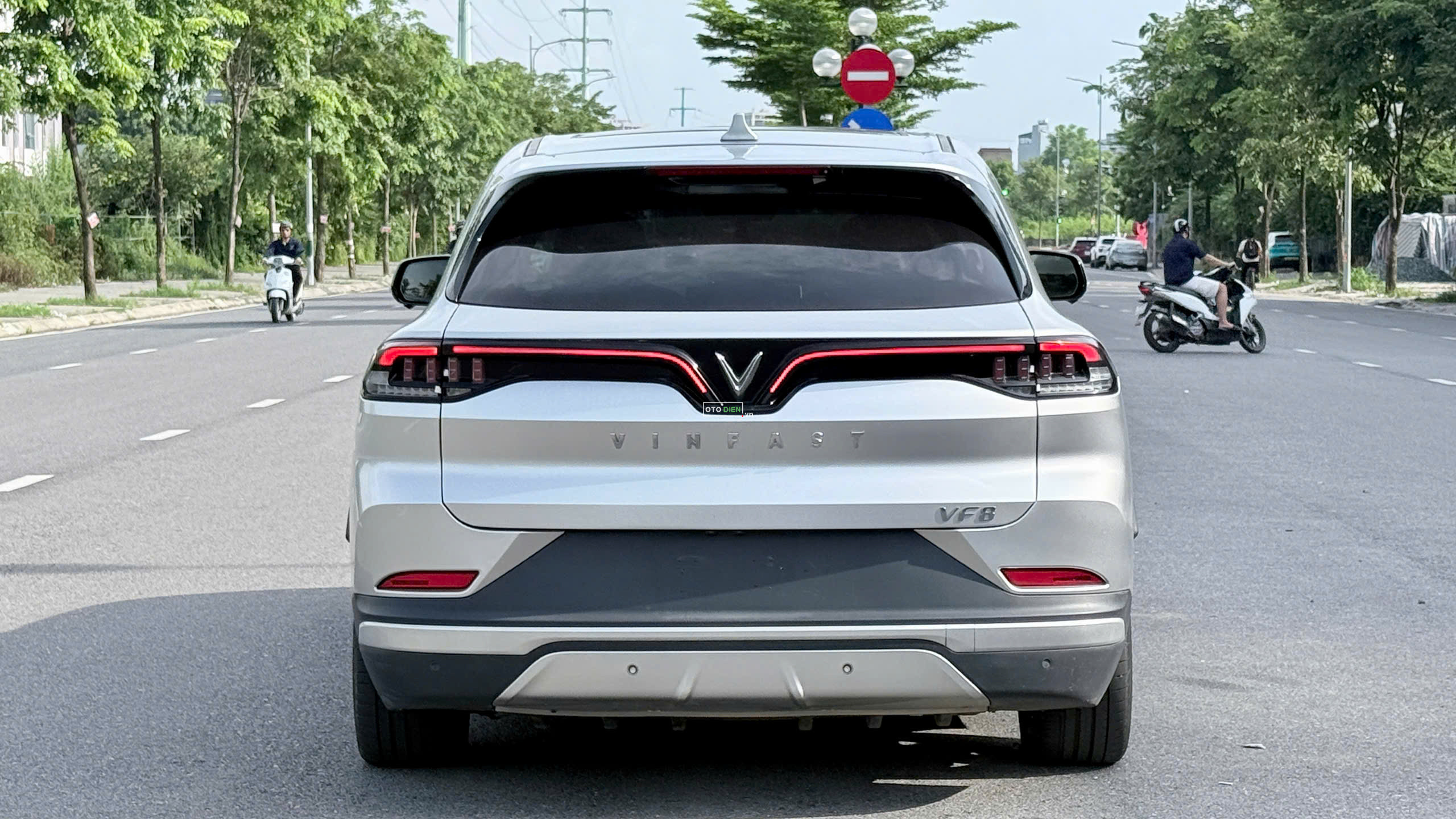 VinFast VF8 2023 Plus - 53000 km4