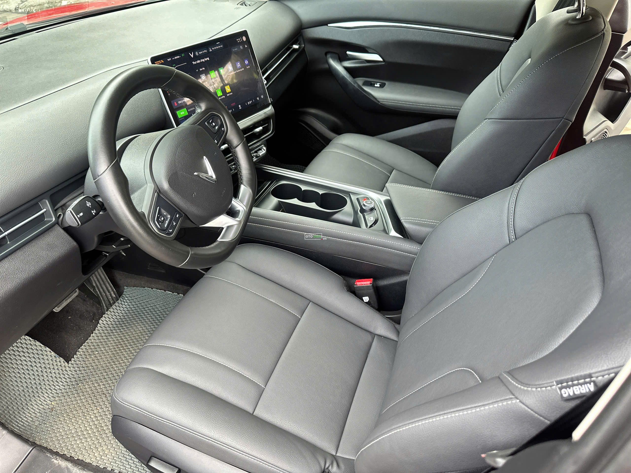 VinFast VF7 2025 Eco - 20000 km2