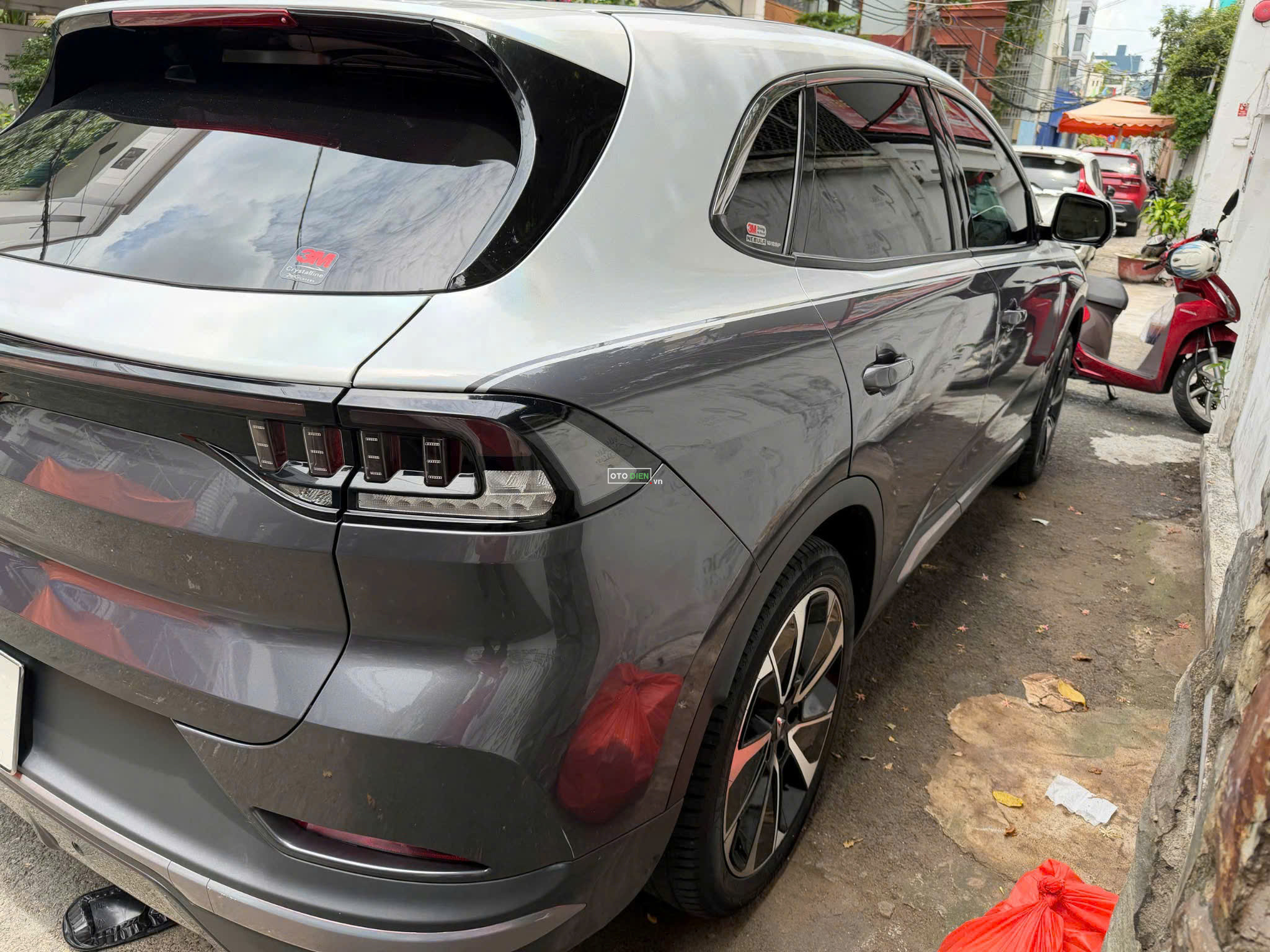 VinFast VF8 2022 Plus - 65000 km4
