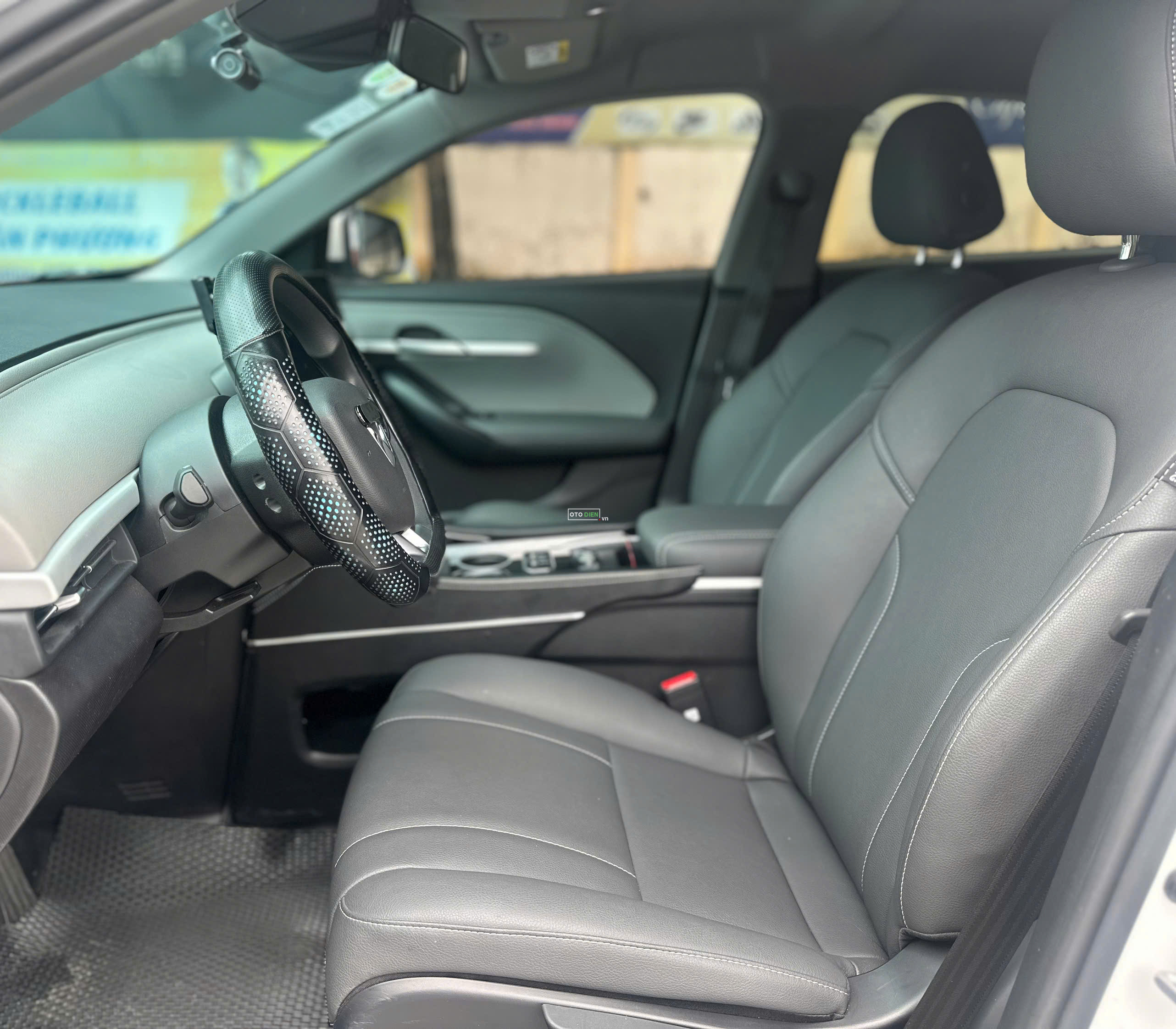 VinFast VF6 2025 Eco - 46000 km7
