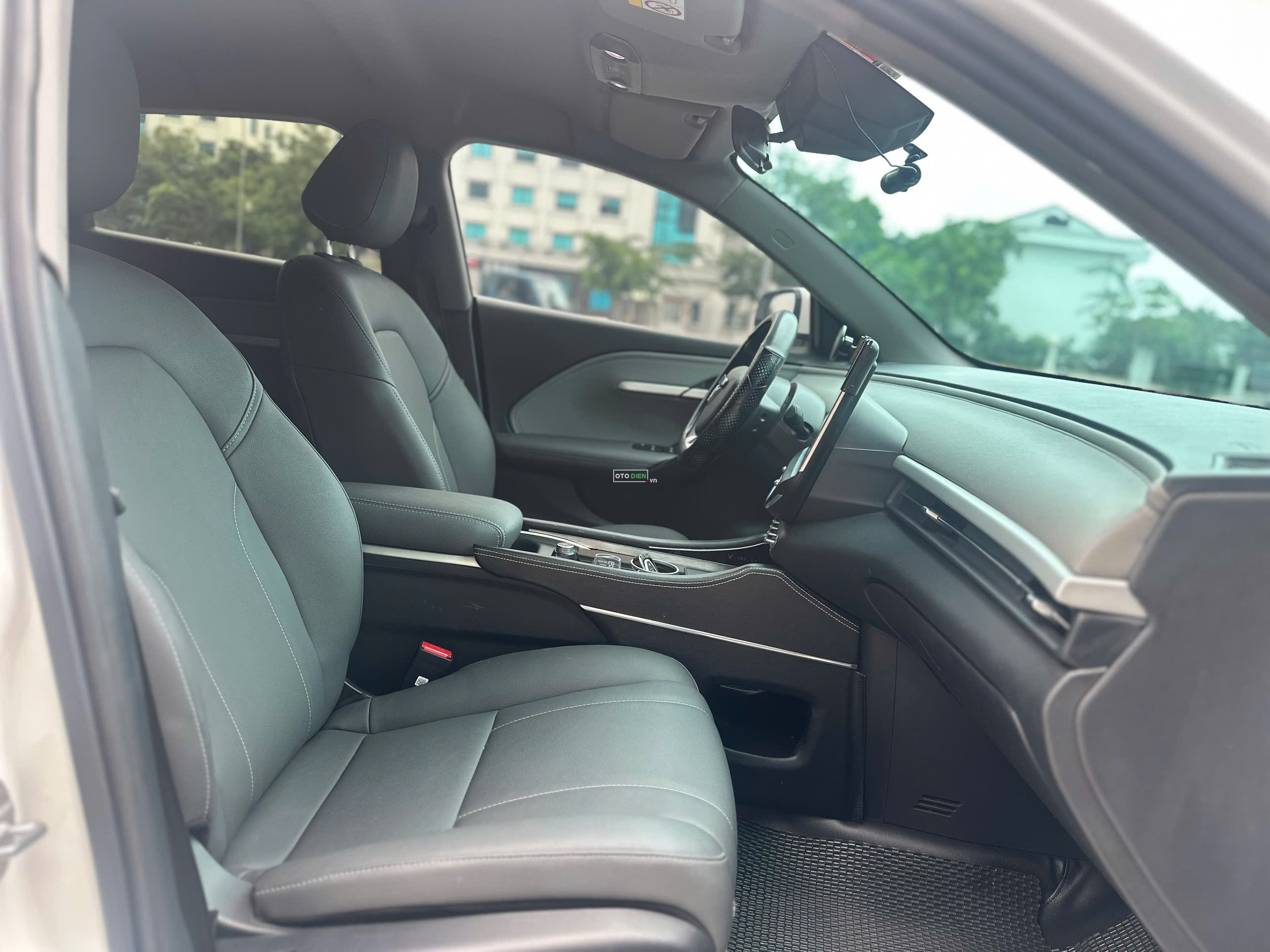 VinFast VF6 2025 Eco - 46000 km5