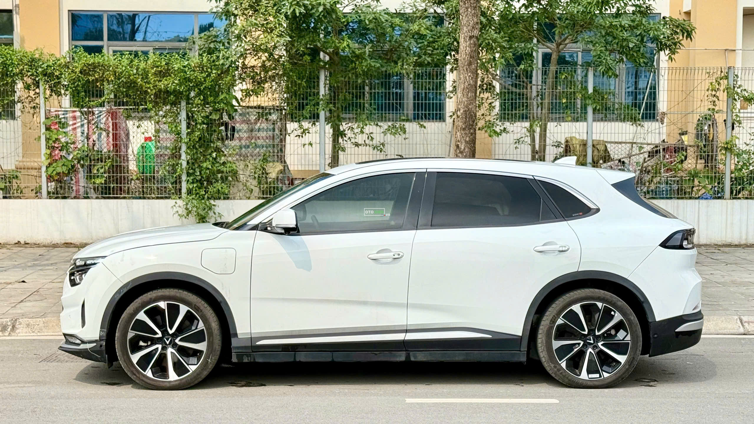 VinFast VF8 2023 Plus - 30000 km2