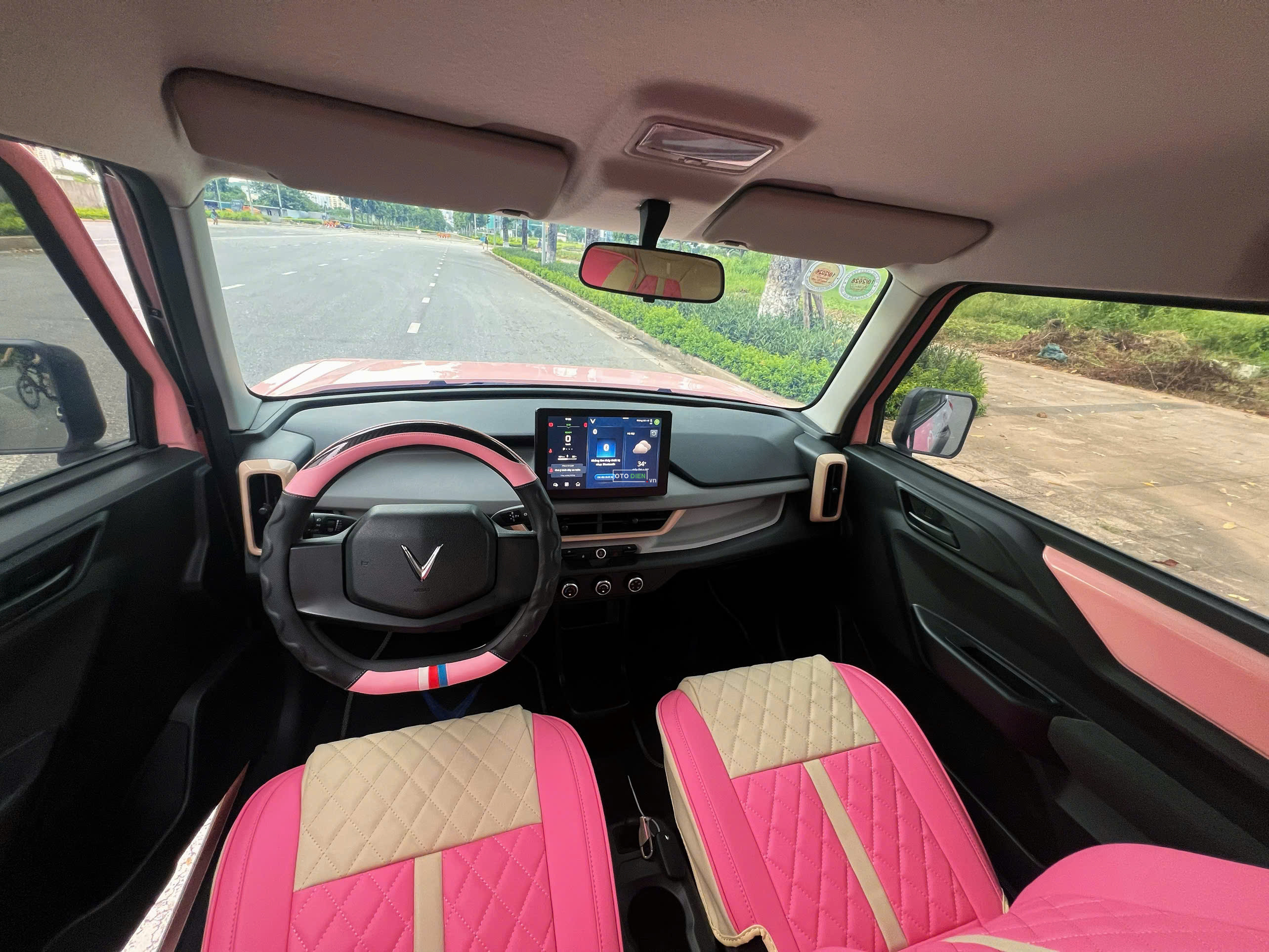 VinFast VF3 2025 - 4000 km6