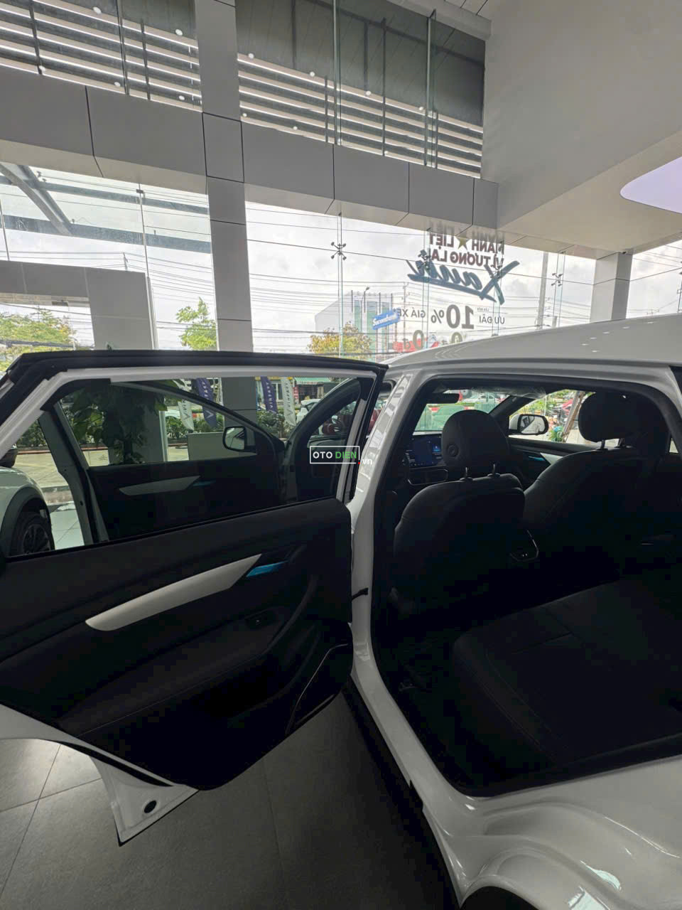 🚗 VINFAST VF 8 NEW 100% – GIÁ TỐT, SẴN XE GIAO NGAY6