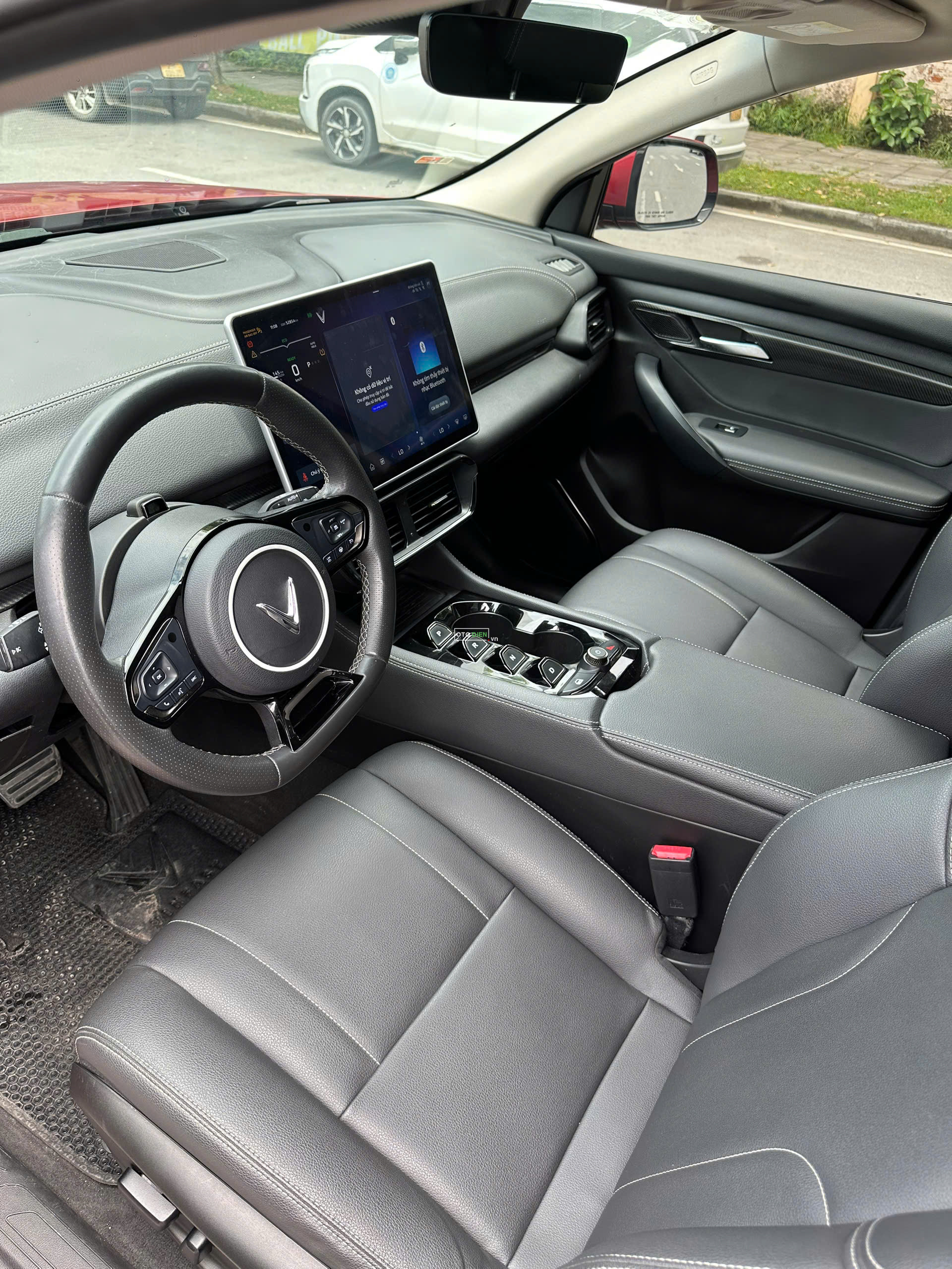 VinFast VF8 2022 Eco - 52000 km6