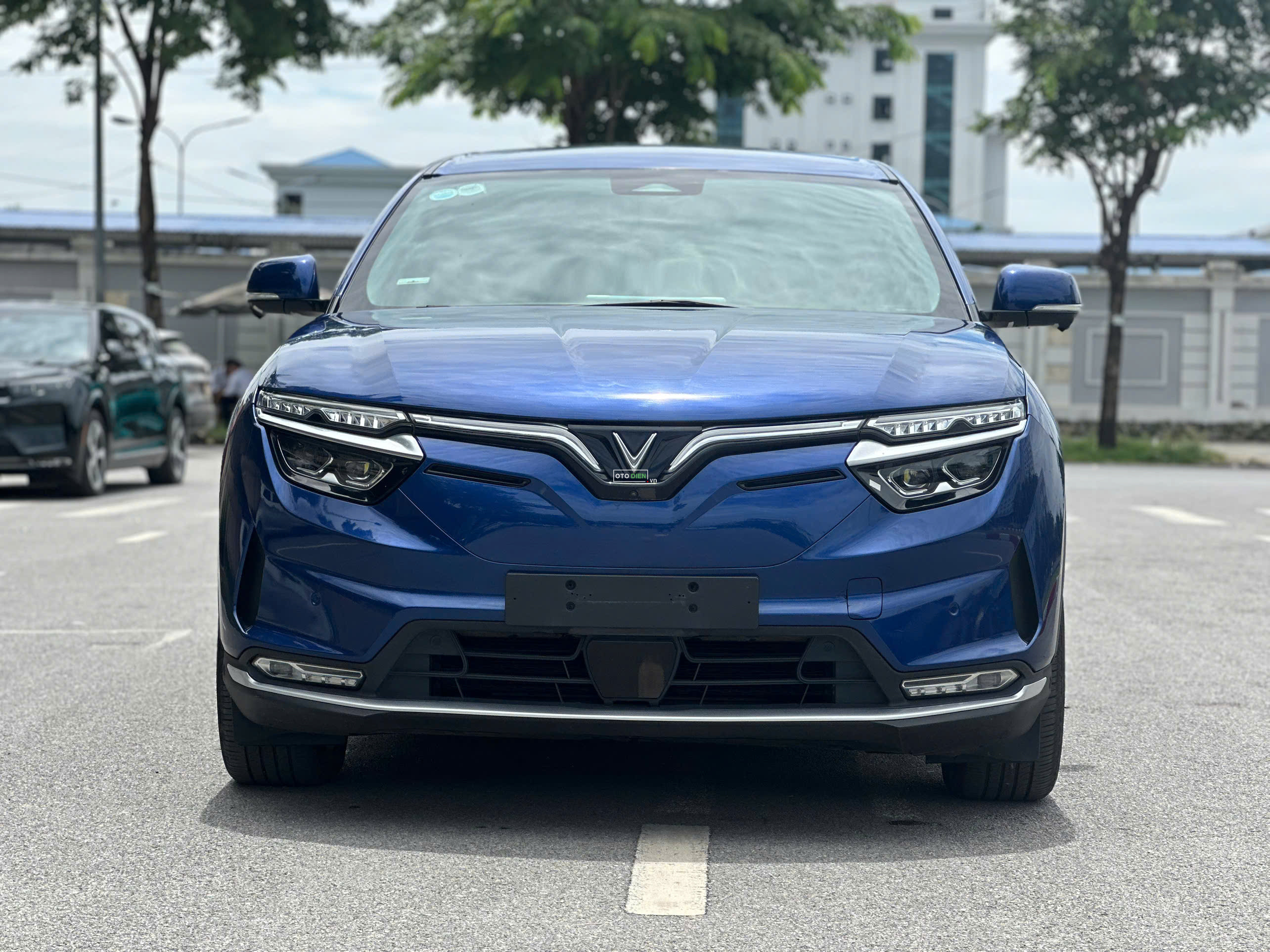 VinFast VF8 2023 Eco - 49000 km1