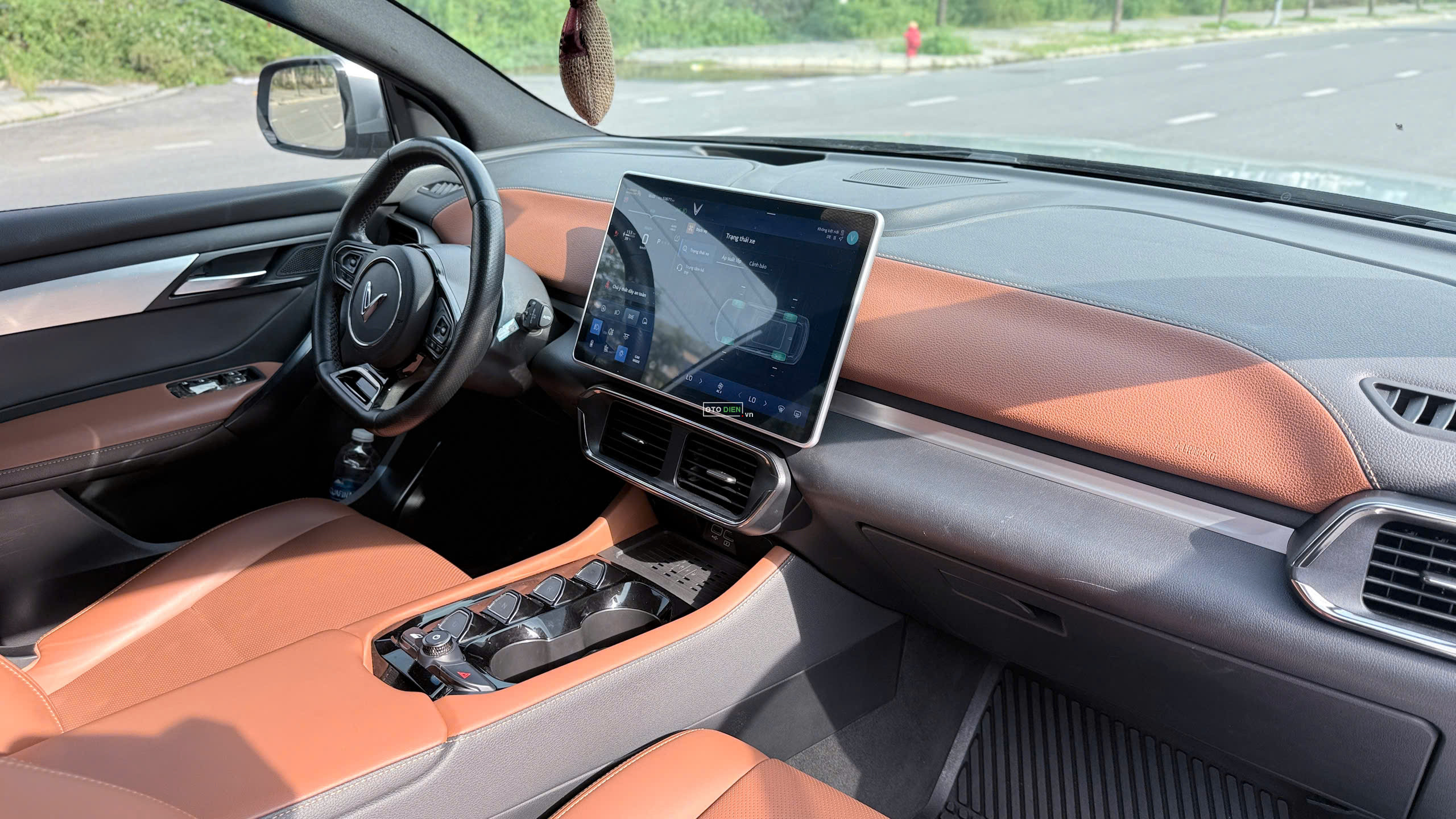 VinFast VF8 2023 Plus - 53000 km6