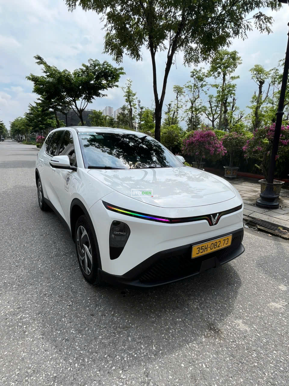 VinFast Limo Green 2025 - 30000 km1
