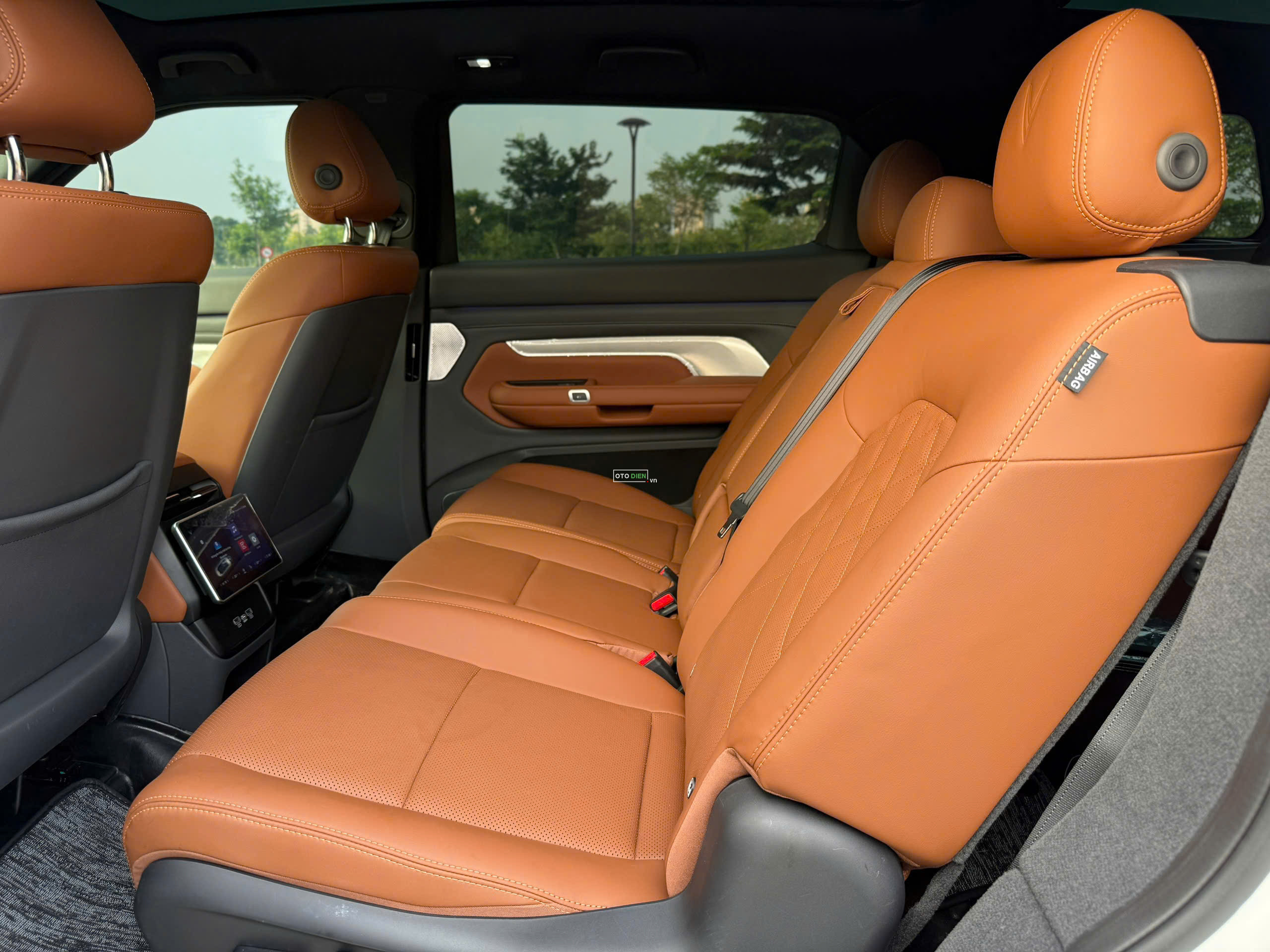 VinFast VF9 2026 Plus - 4000 km9