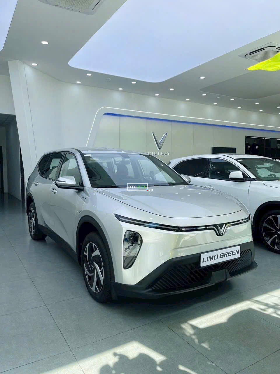 🚗 LIMO GREEN MỚI – ƯU ĐÃI GIẢM NGAY 6% GIÁ TRỊ XE2