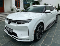 VinFast VF9 2026 Plus - 5000 km