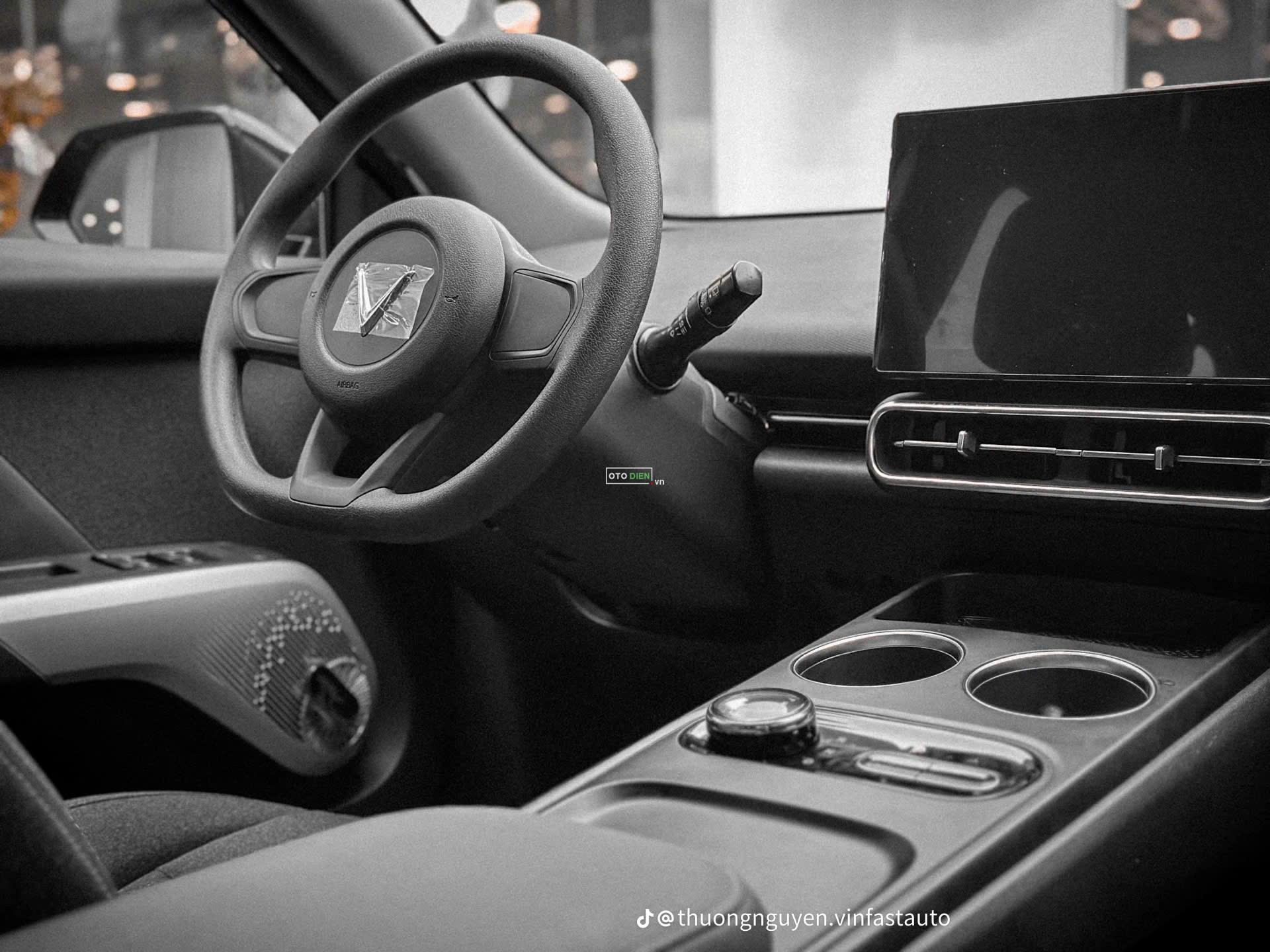 🚗 LIMO GREEN MỚI – ƯU ĐÃI GIẢM NGAY 6% GIÁ TRỊ XE6