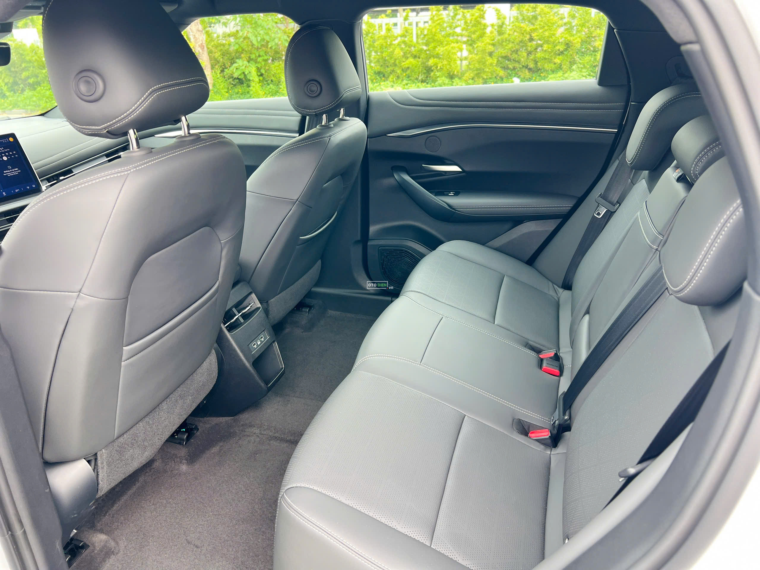 VinFast VF7 2025 Plus - 13000 km8