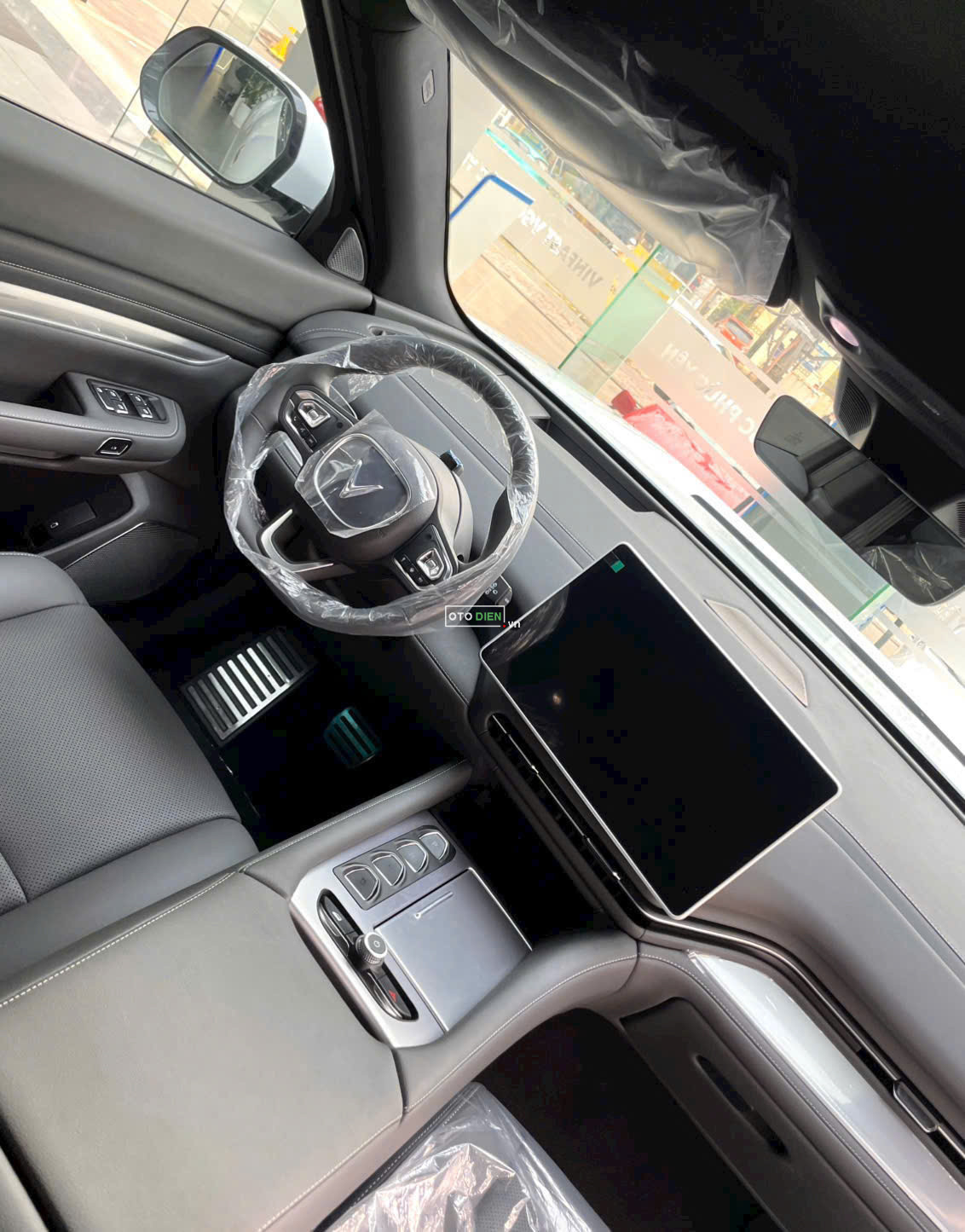 🚗 VINFAST VF 9 NEW 100% – SUV ĐIỆN CAO CẤP, SẴN XE GIAO NGAY3