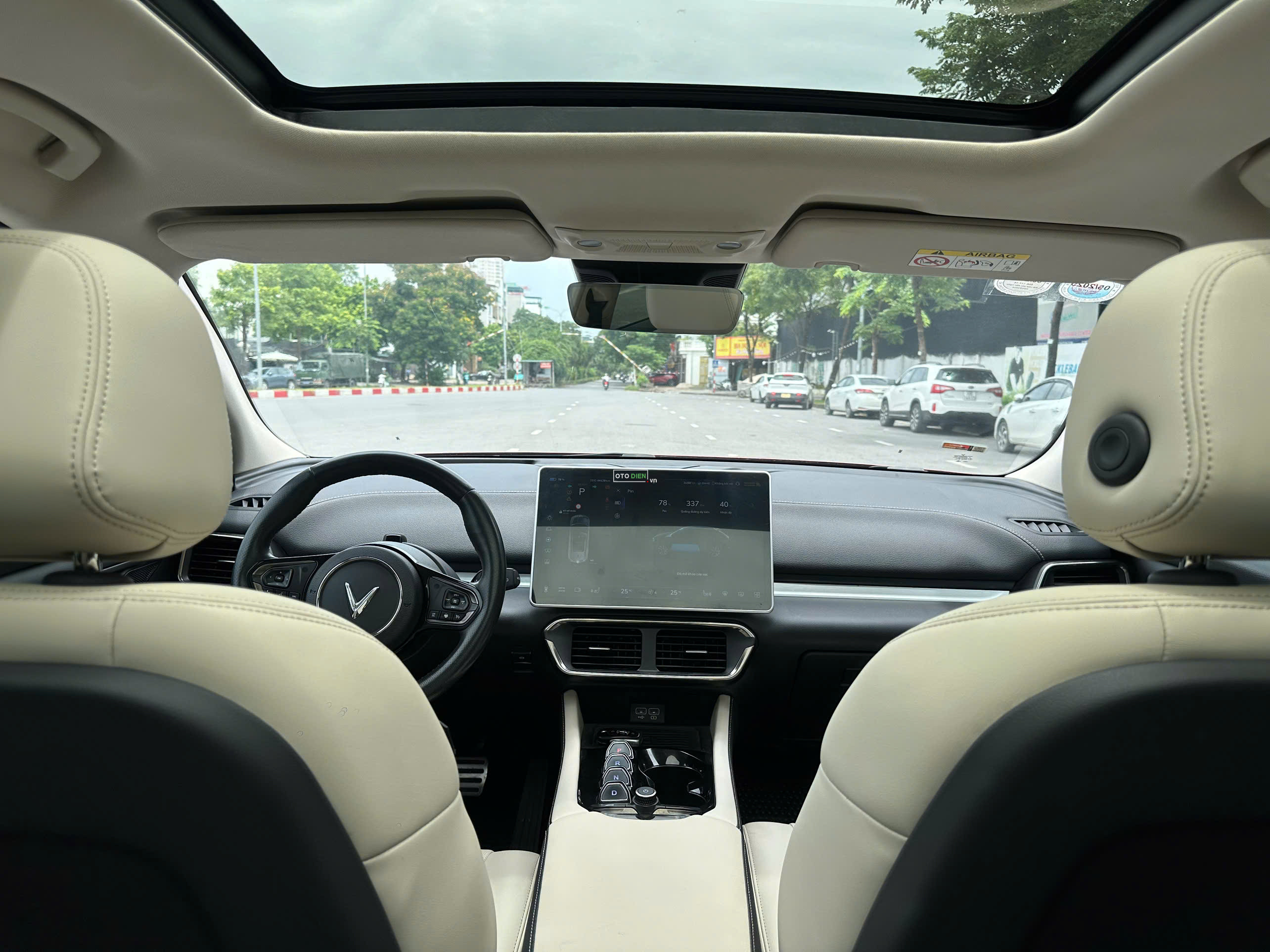 VinFast VF8 2023 Plus - 44000 km6