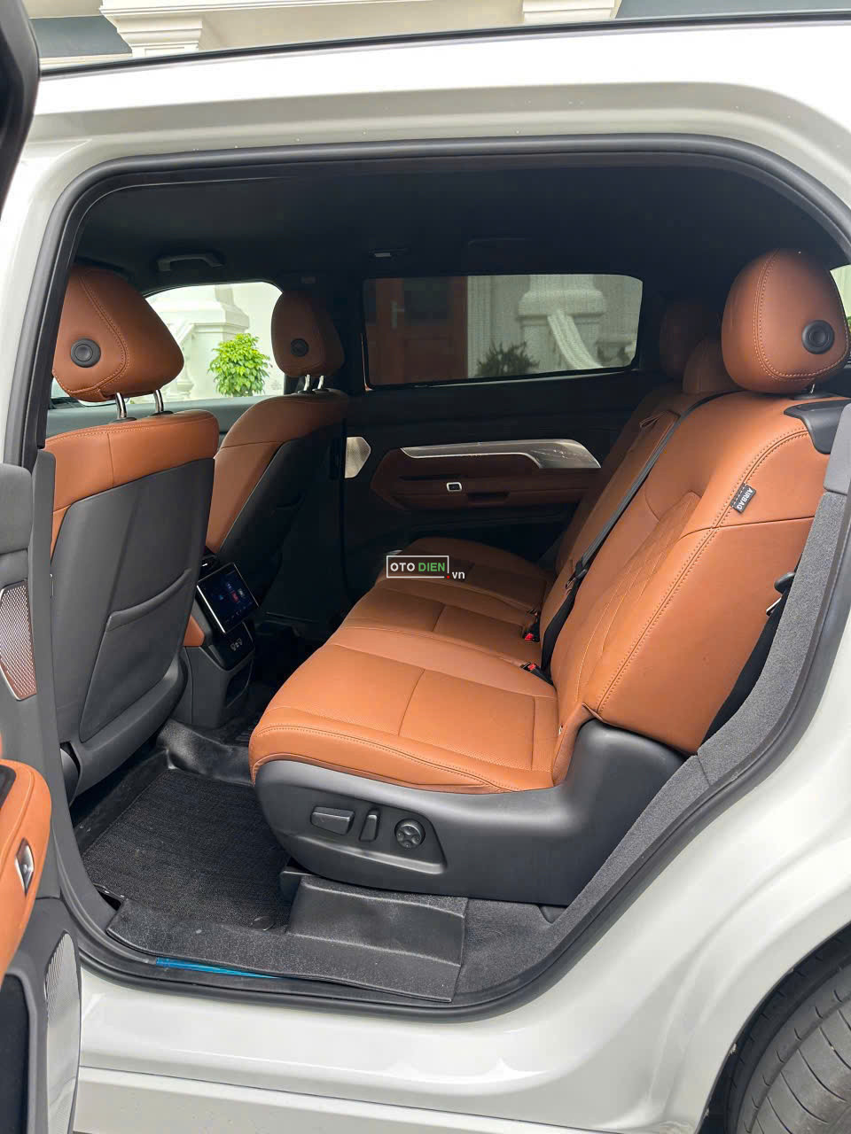 VinFast VF9 2026 Plus - 6000 km8