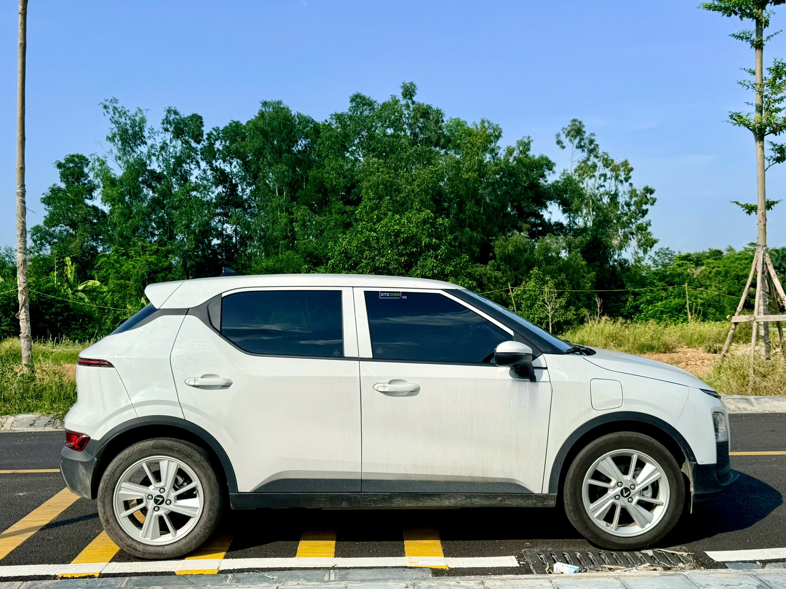 VinFast VF5 2024 Plus - 17000 km1