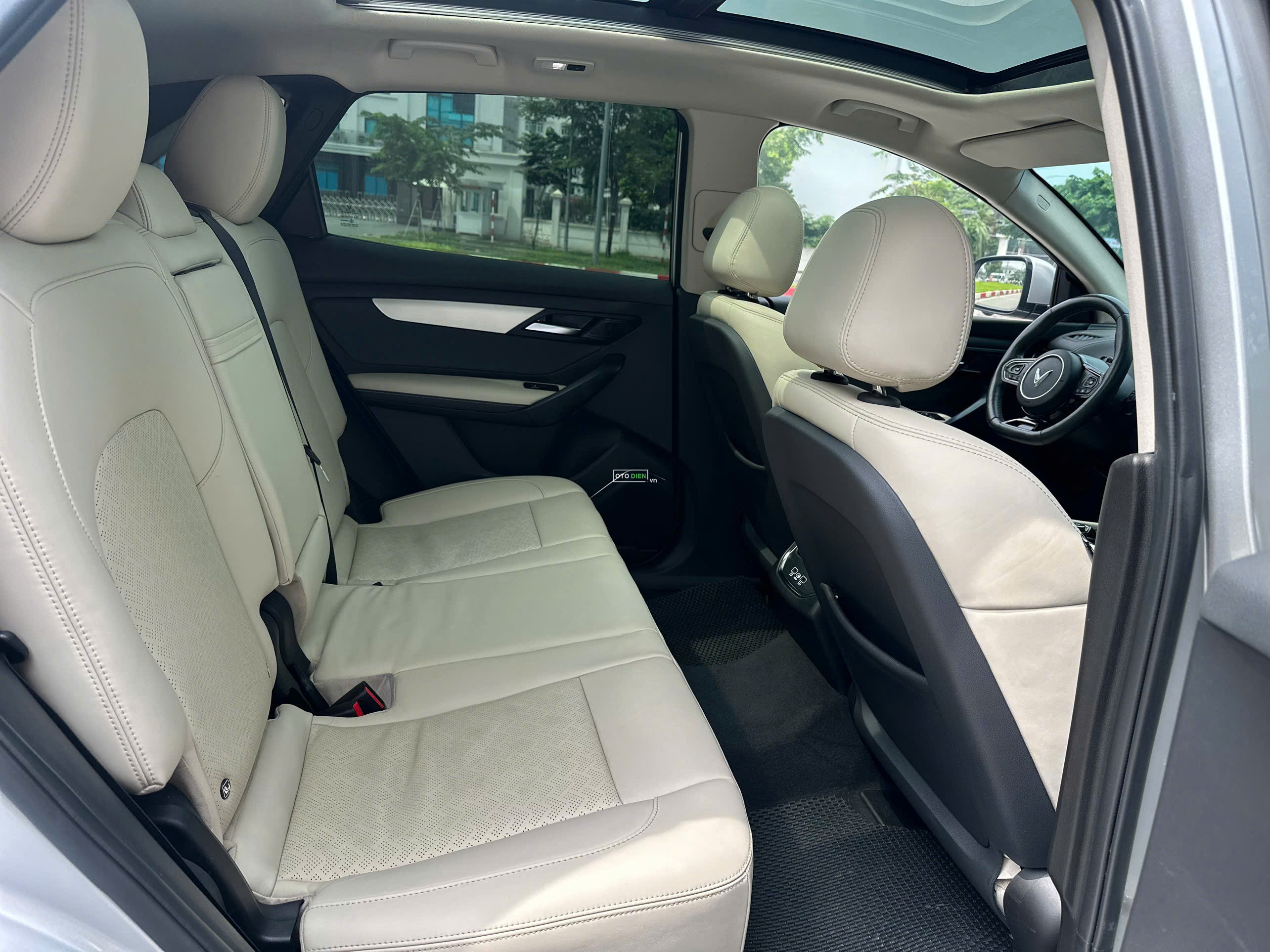VinFast VF8 2022 Plus - 68000 km8