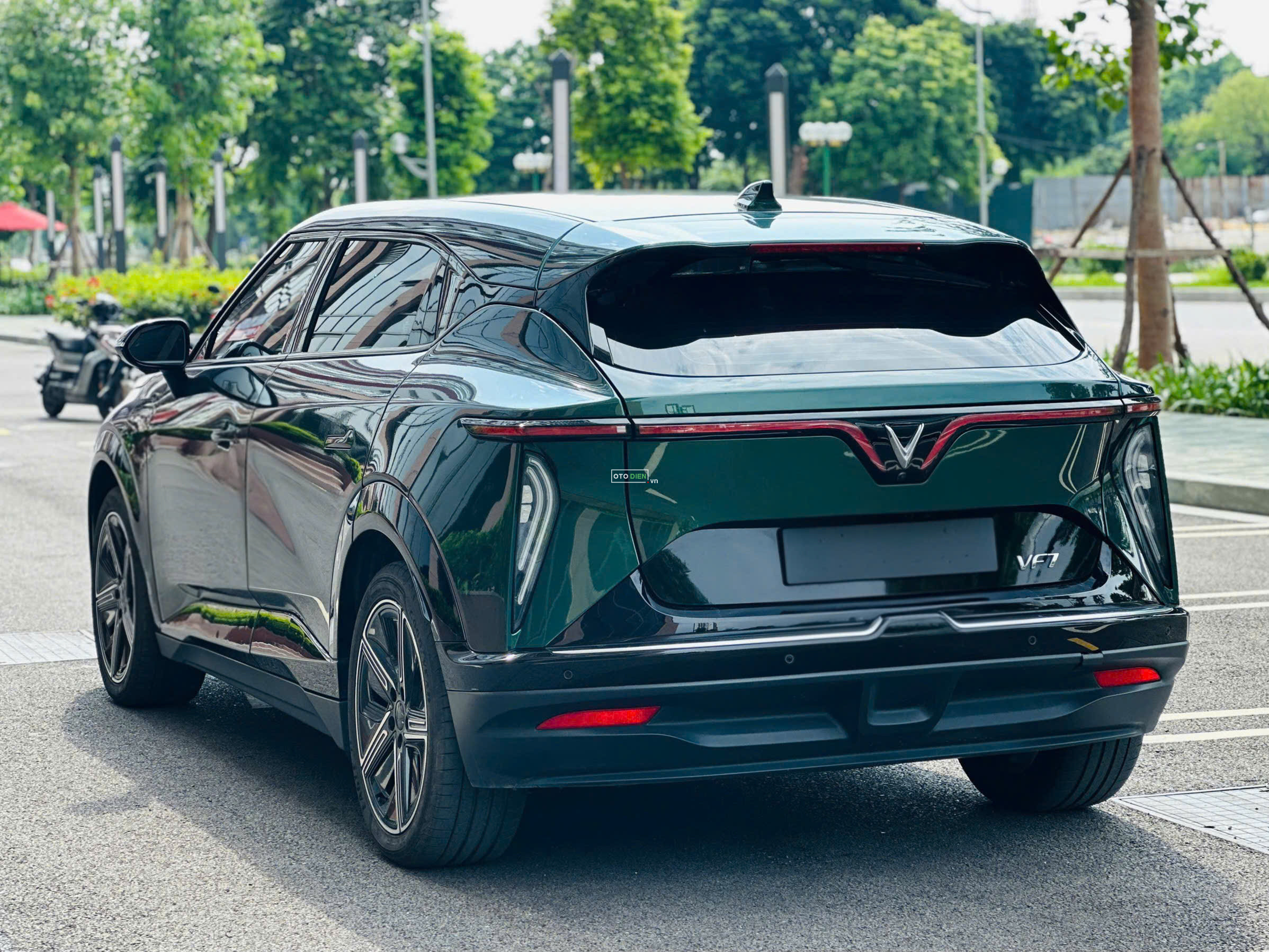 VinFast VF7 2025 Plus - 14000 km3