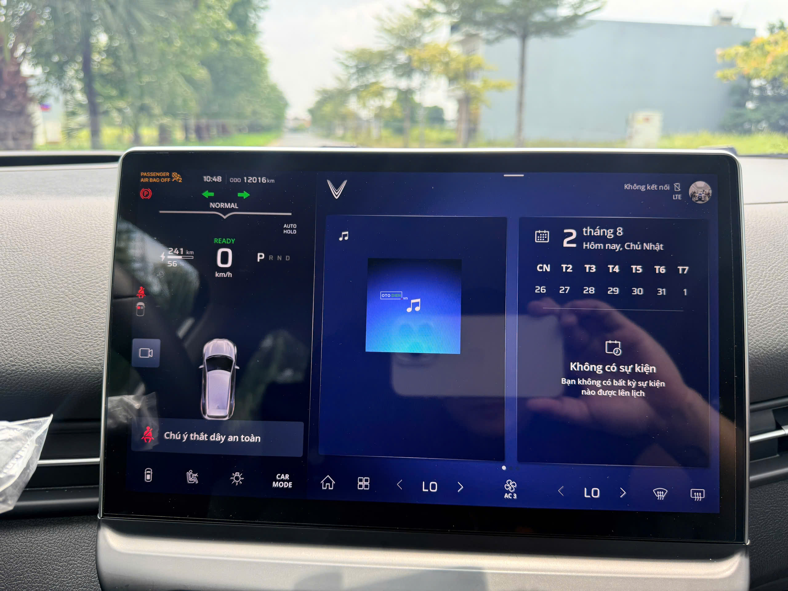 VinFast VF7 2025 Eco - 10000 km8