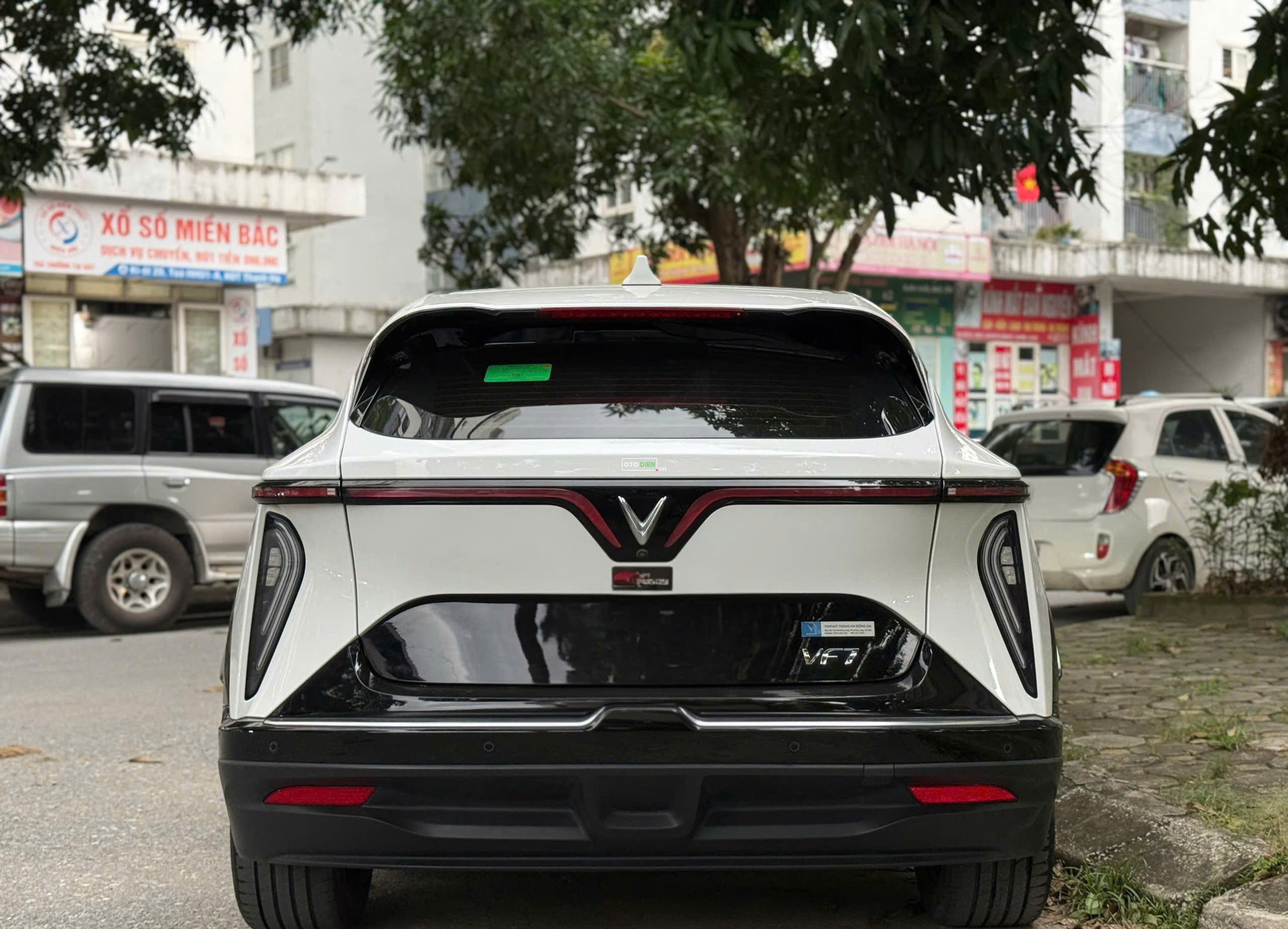 VinFast VF7 2025 Eco - 49000 km3