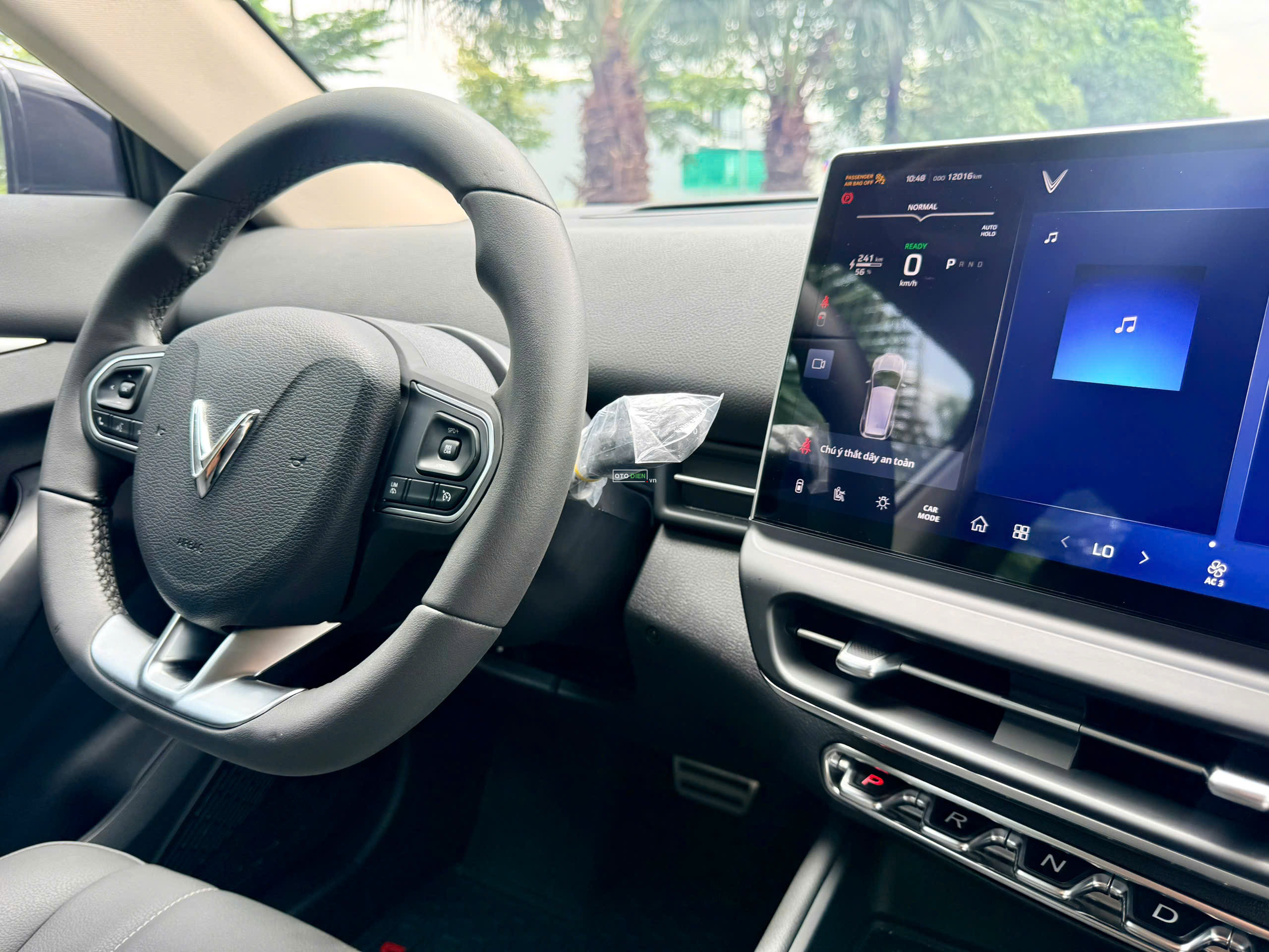 VinFast VF7 2025 Eco - 10000 km8