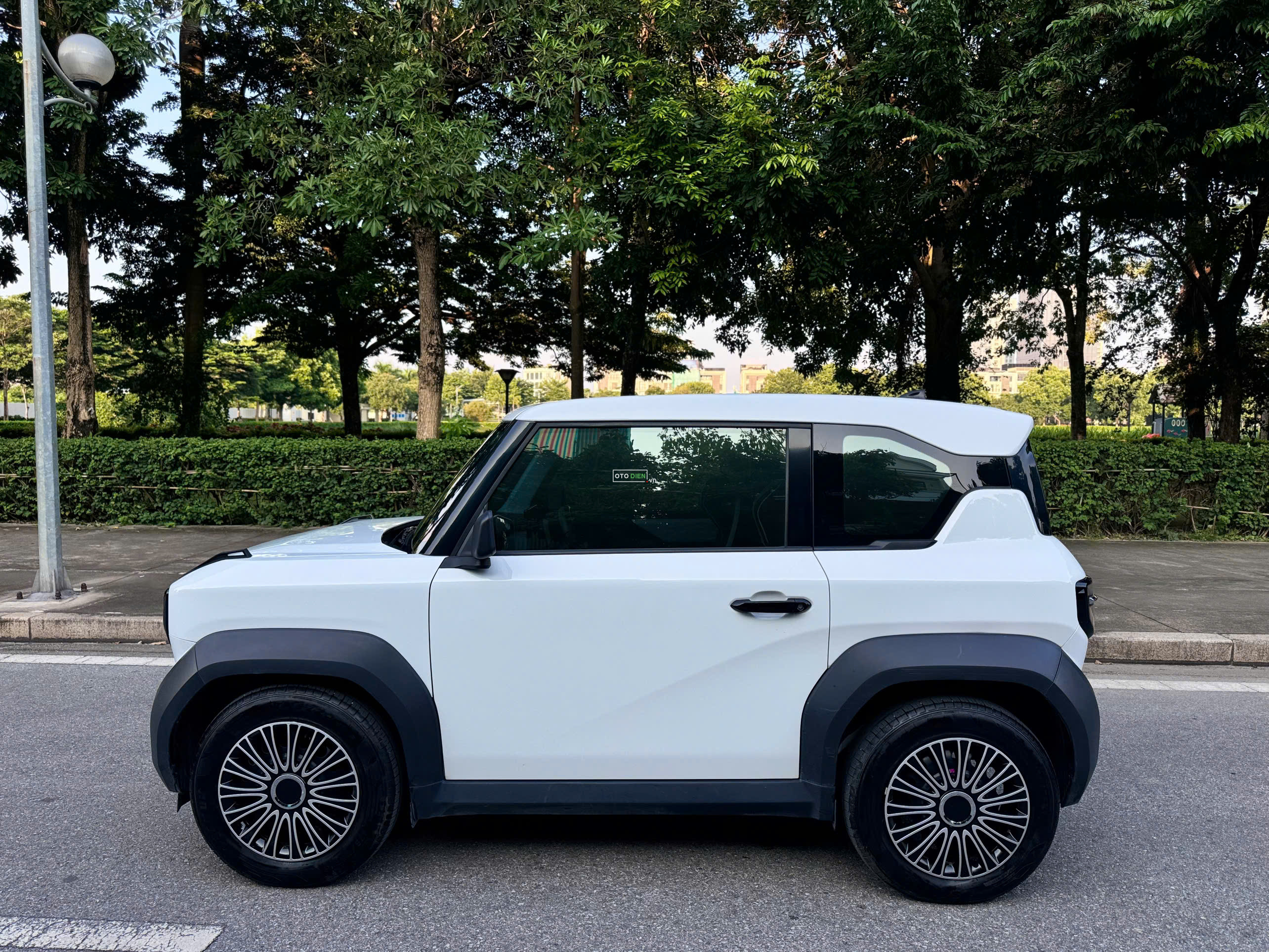 VinFast VF3 2025 - 9000 km3