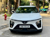 VinFast VF7 2025 Eco - 20000 km